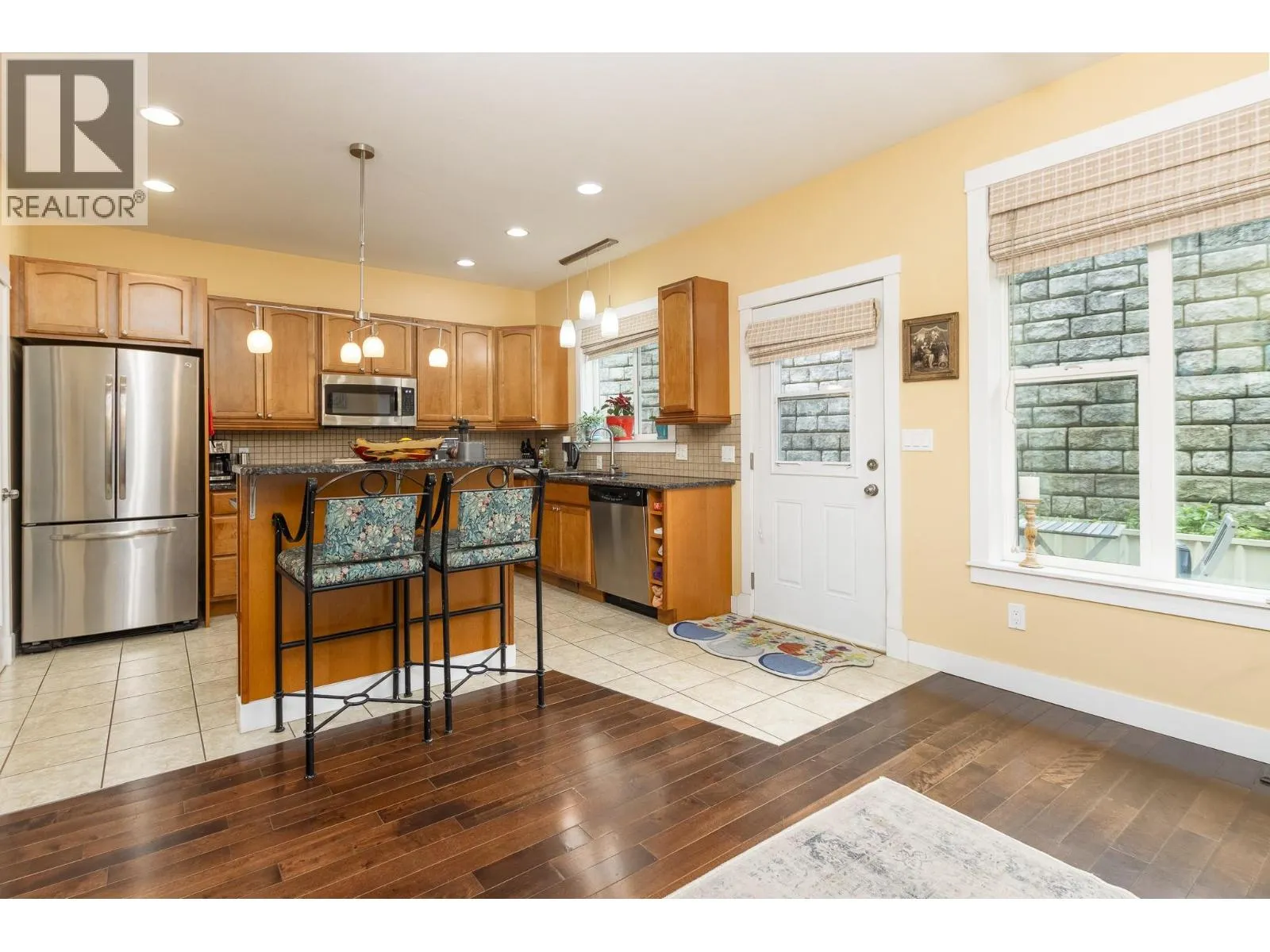 1596 Okanagan Avenue SE Unit# 4