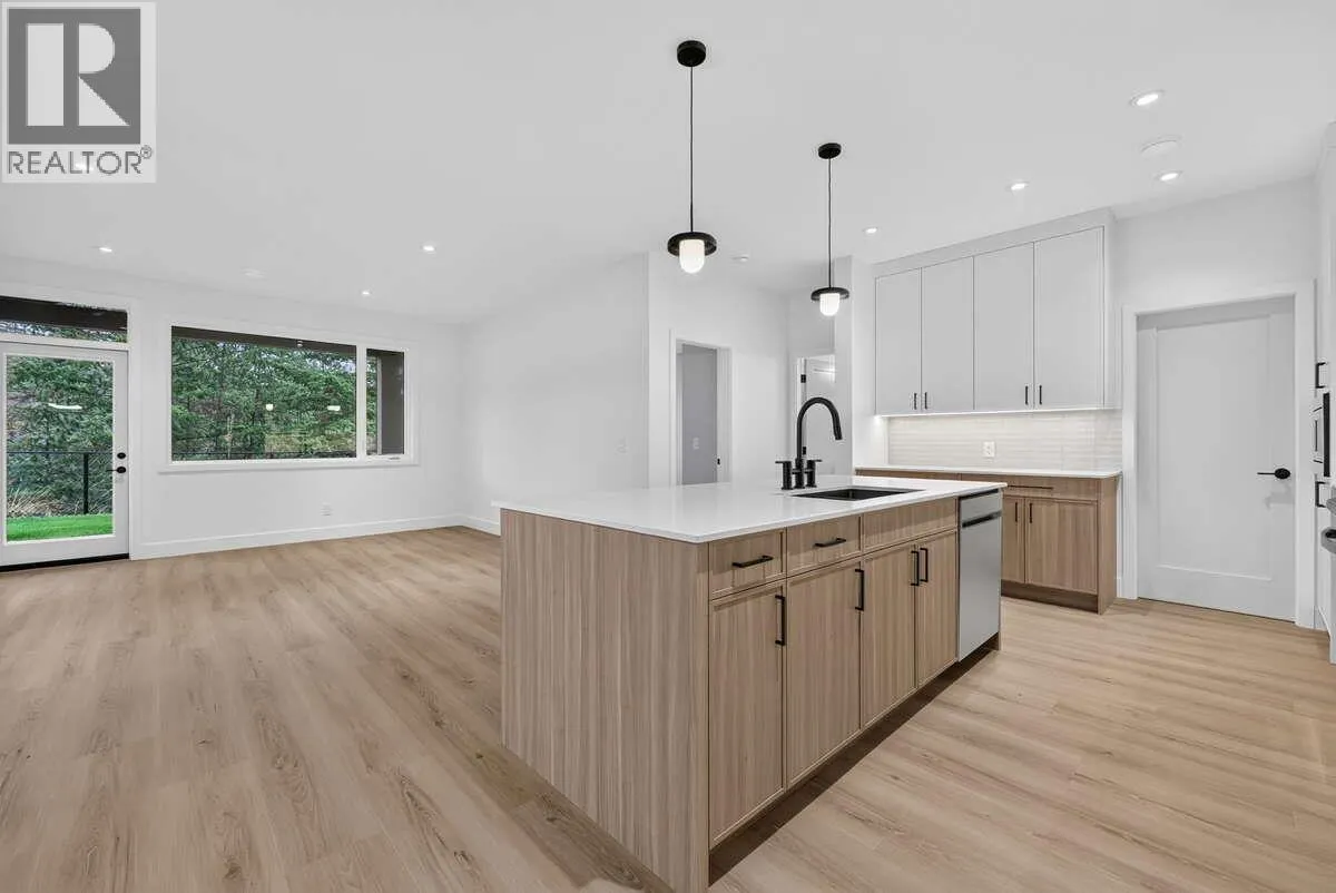 1720 Hidden Hills Drive Unit# 30