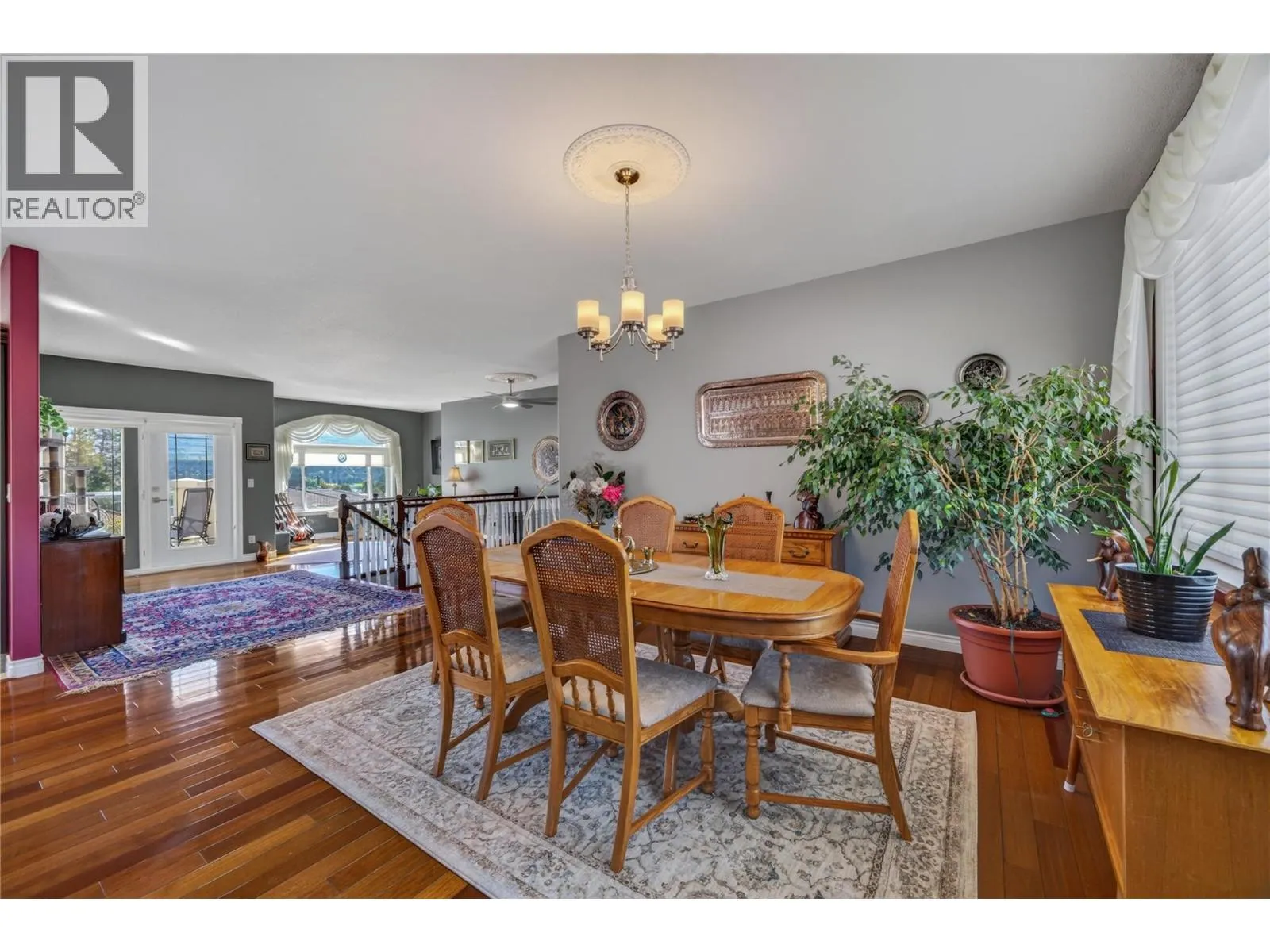 6812 Cabernet Place