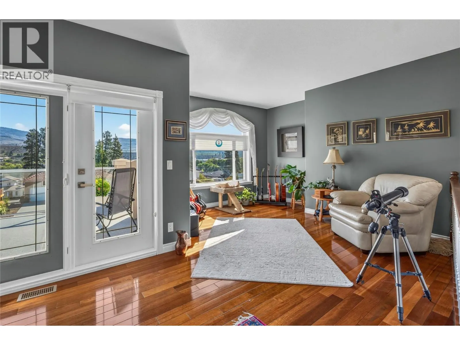 6812 Cabernet Place