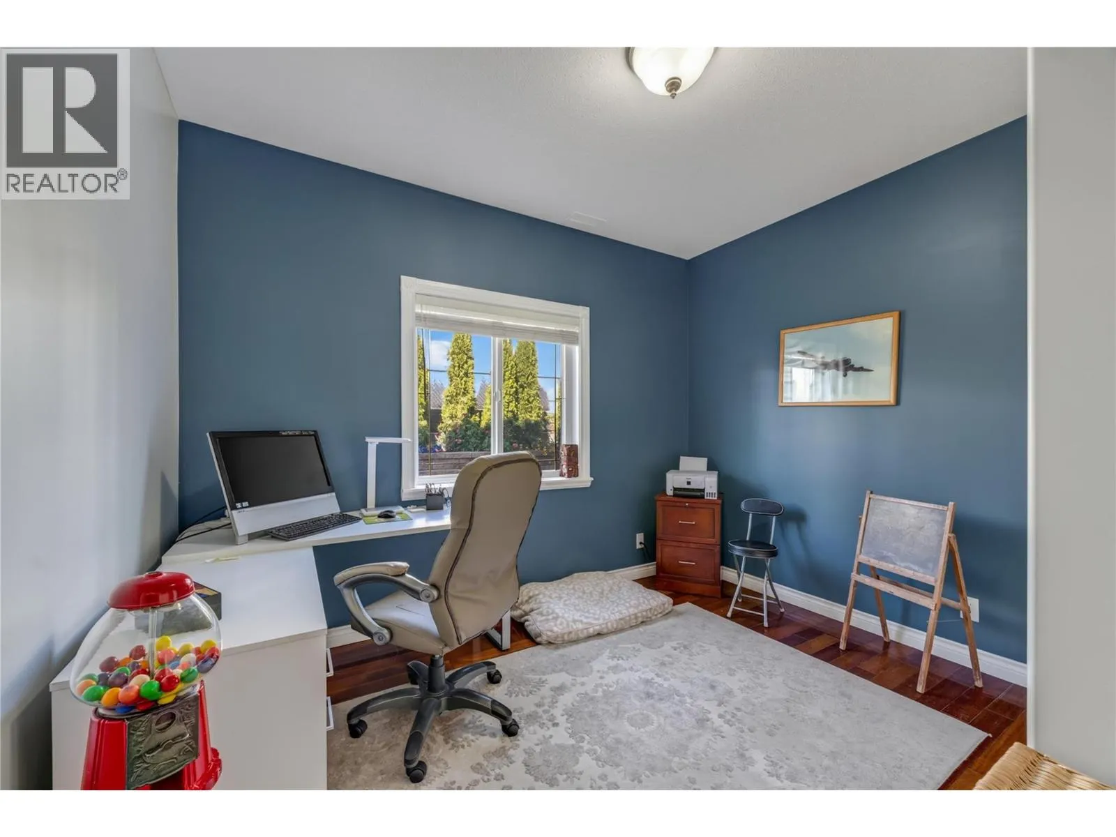 6812 Cabernet Place