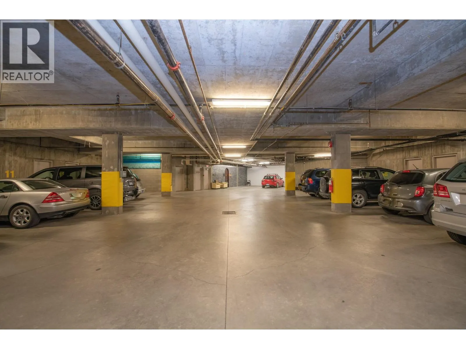 3011 Gateby Place Unit# 215