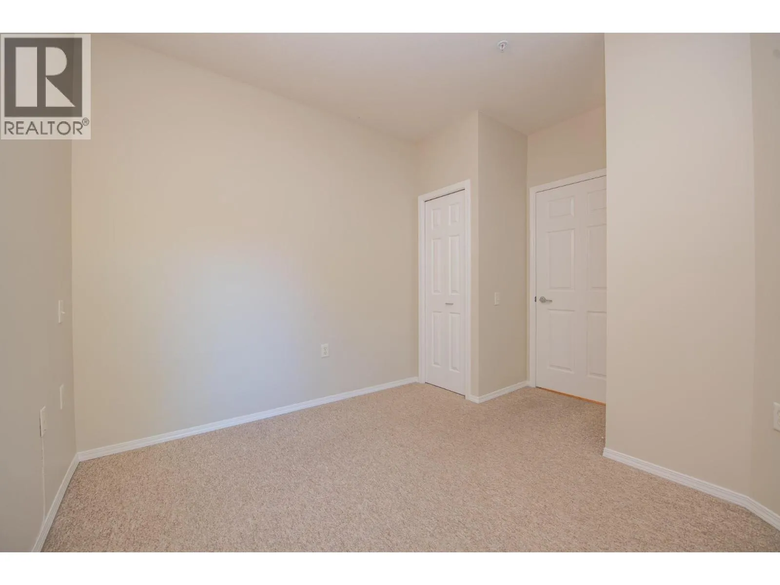 3011 Gateby Place Unit# 215