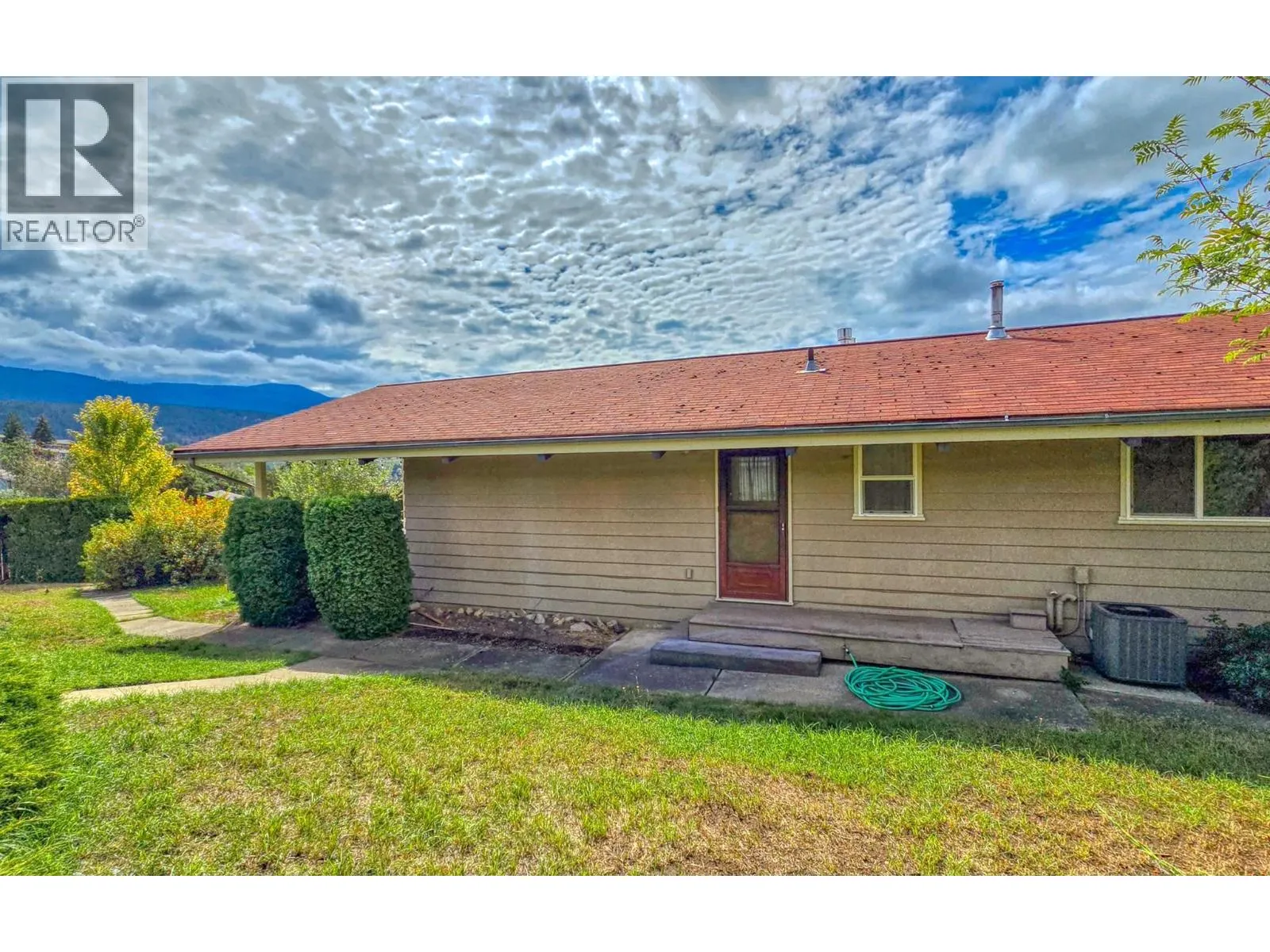 9109 Husband Road