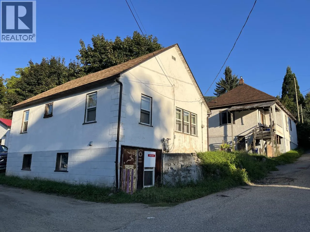 411 LATIMER Street