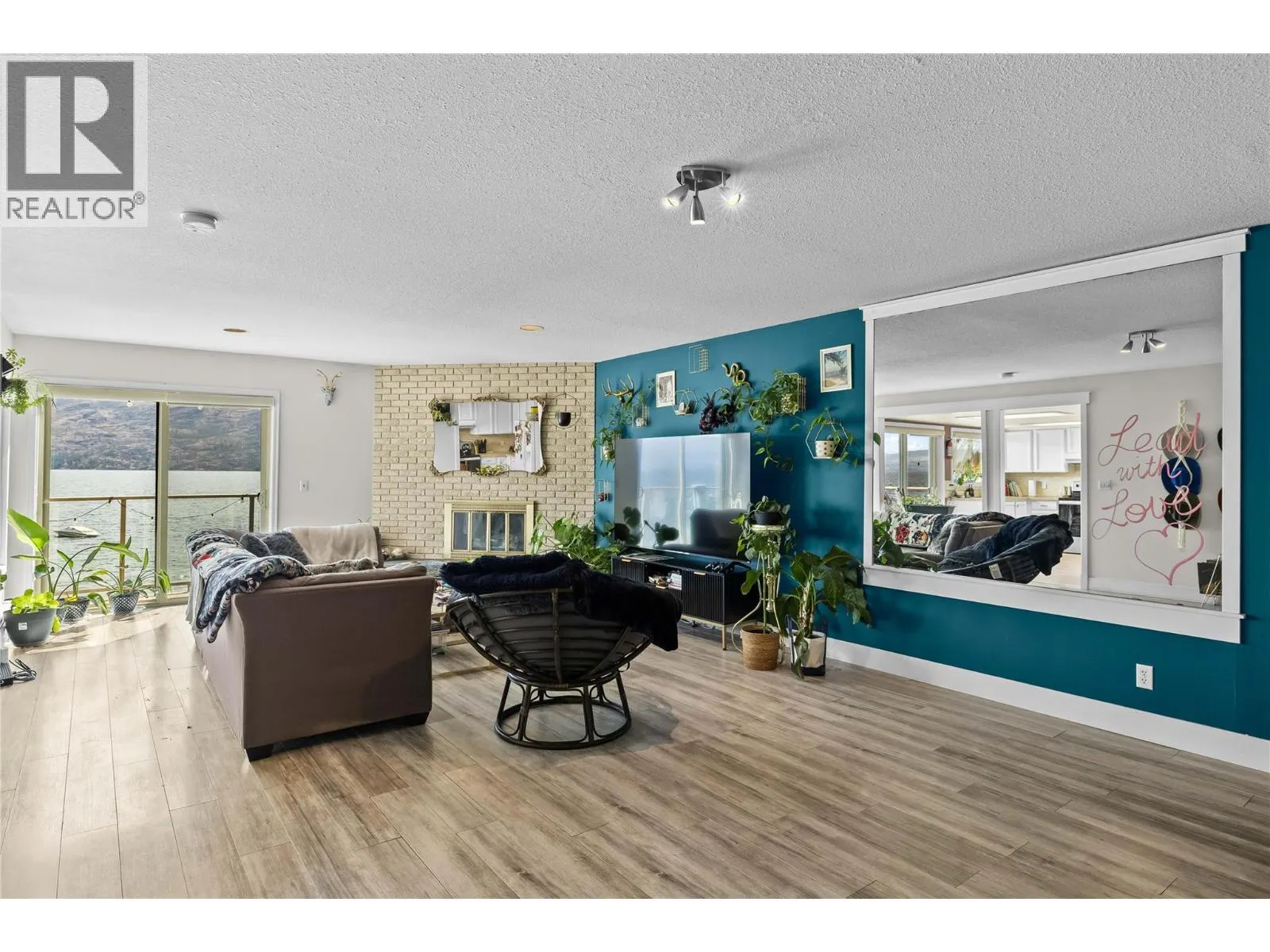 5275 Buchanan Road Unit# 205