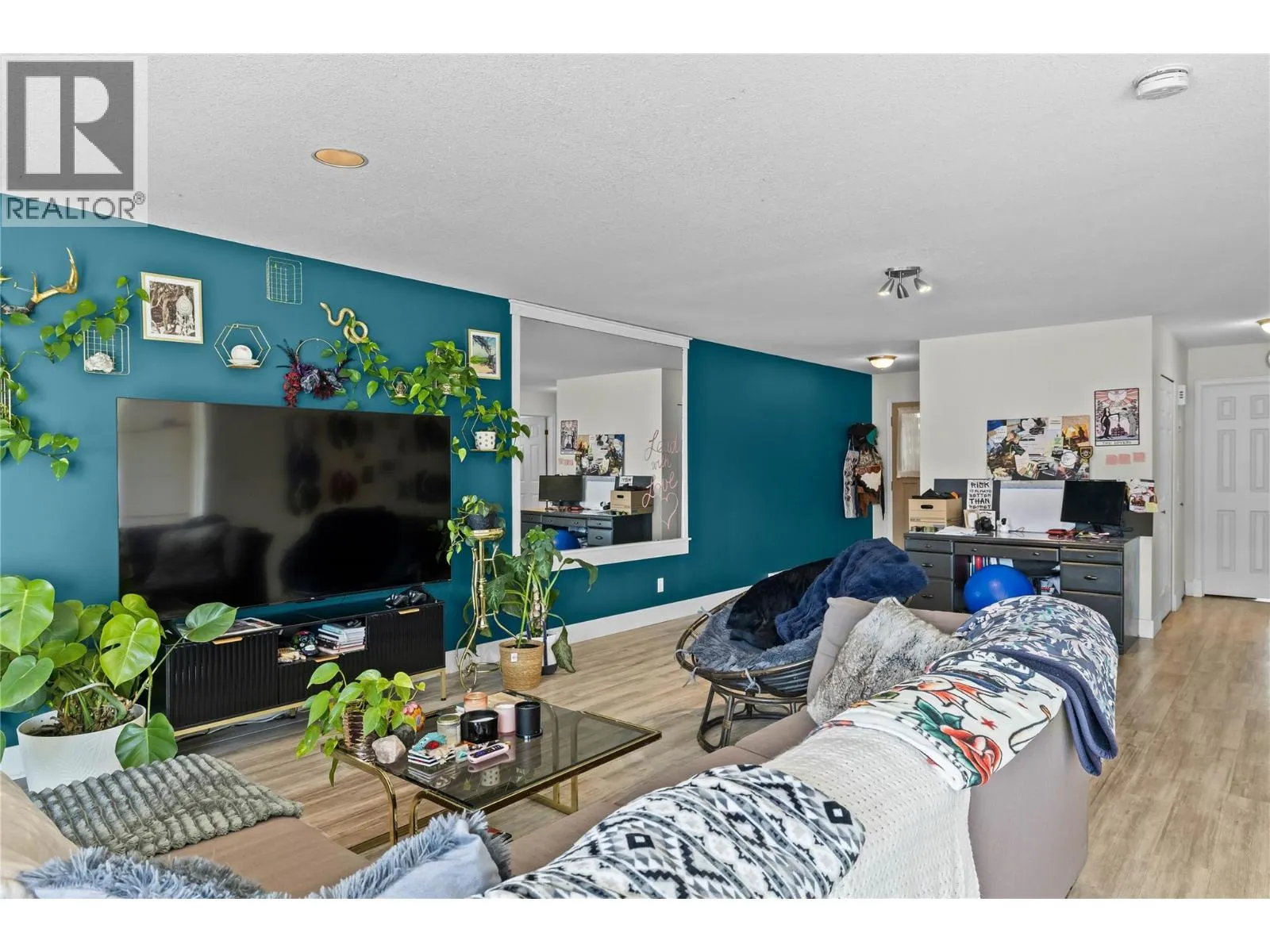5275 Buchanan Road Unit# 205