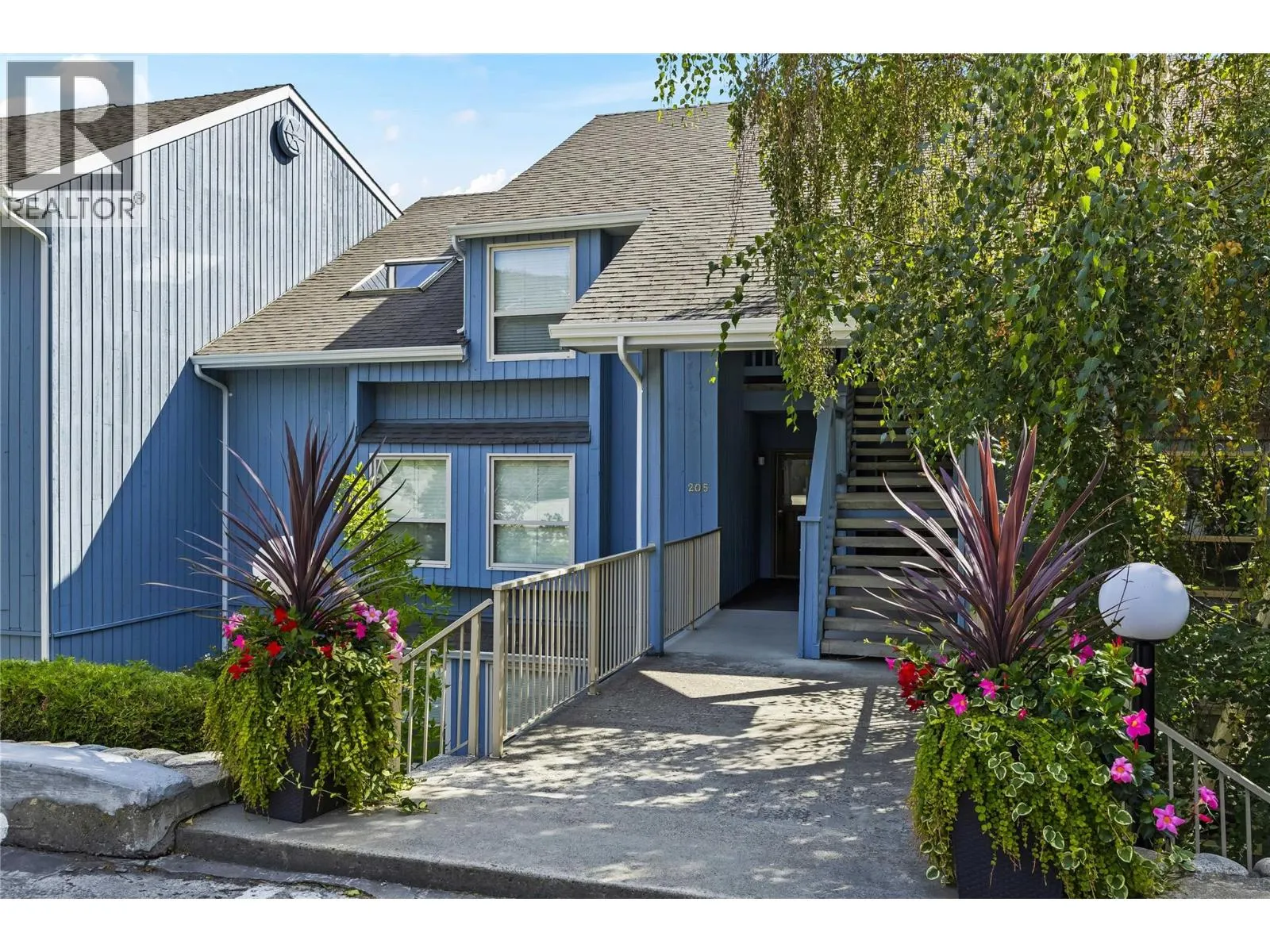 5275 Buchanan Road Unit# 205