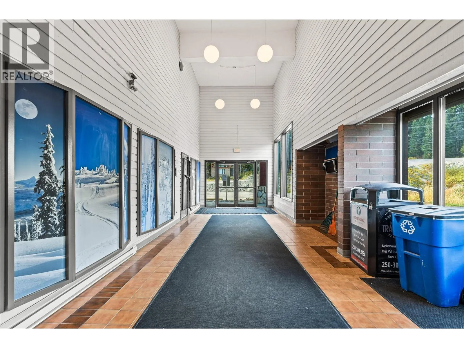 5375 Big White Road Unit# 204