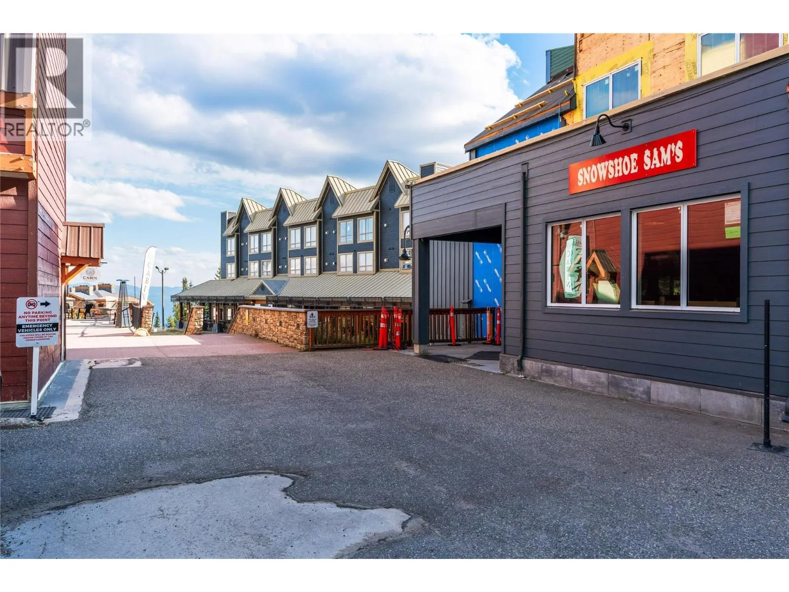5375 Big White Road Unit# 204