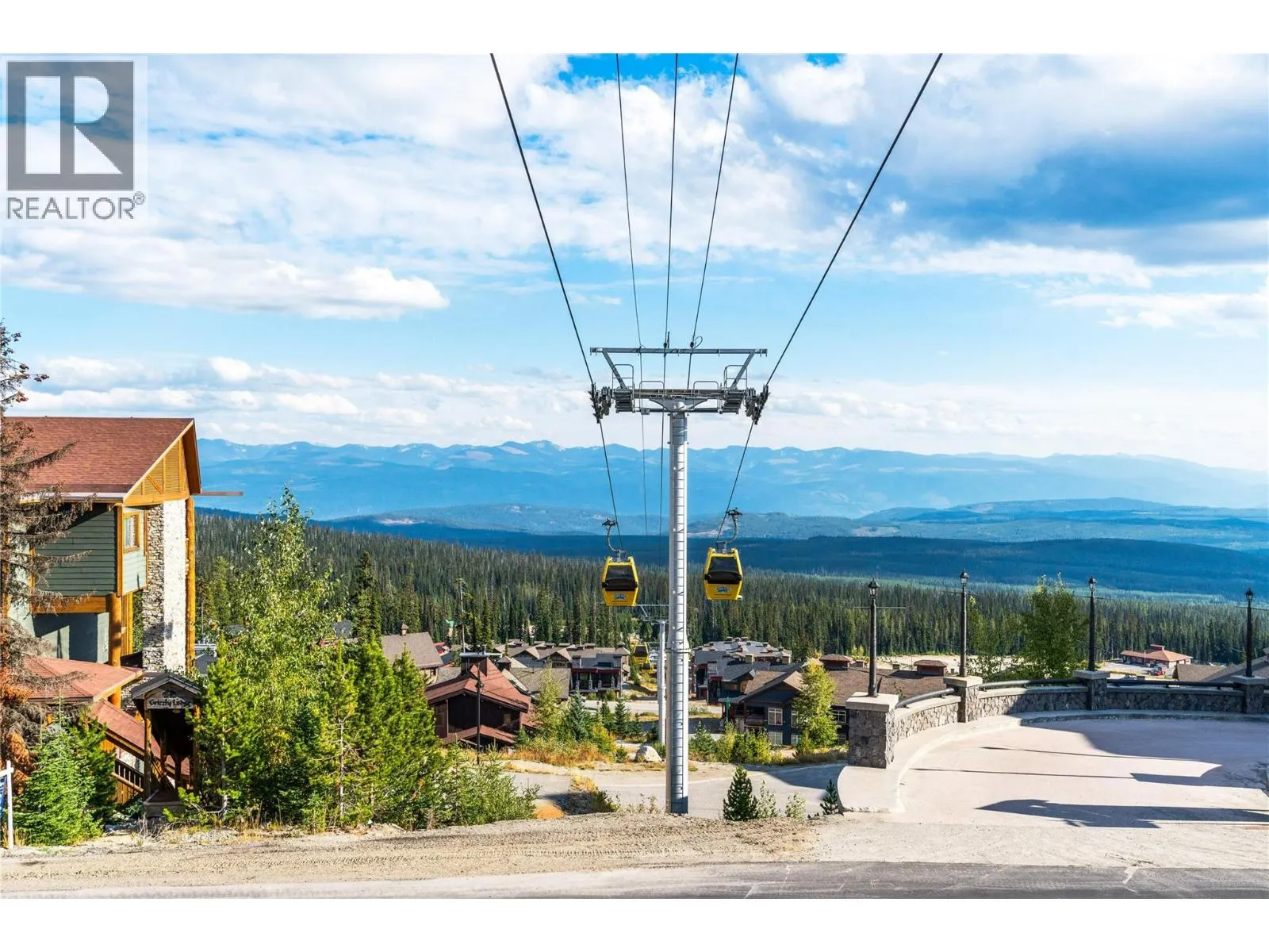 5375 Big White Road Unit# 204