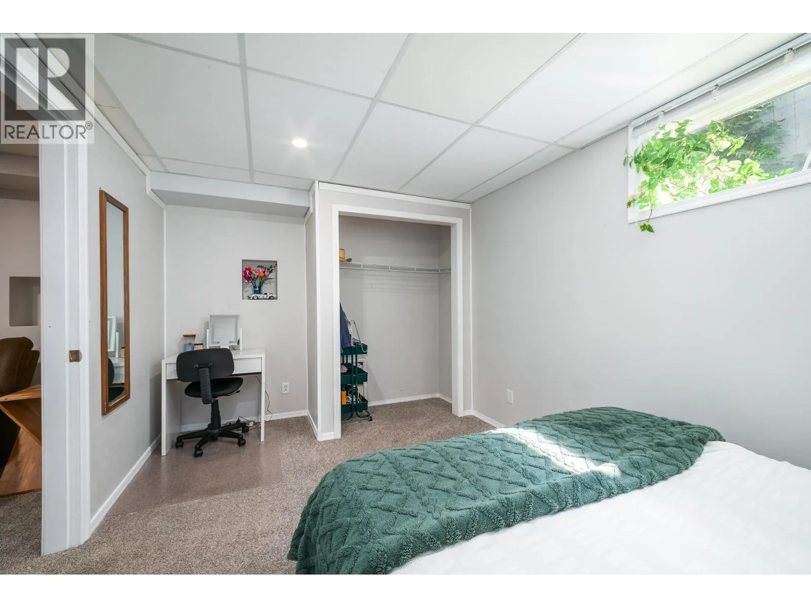 110 Wyndham Crescent