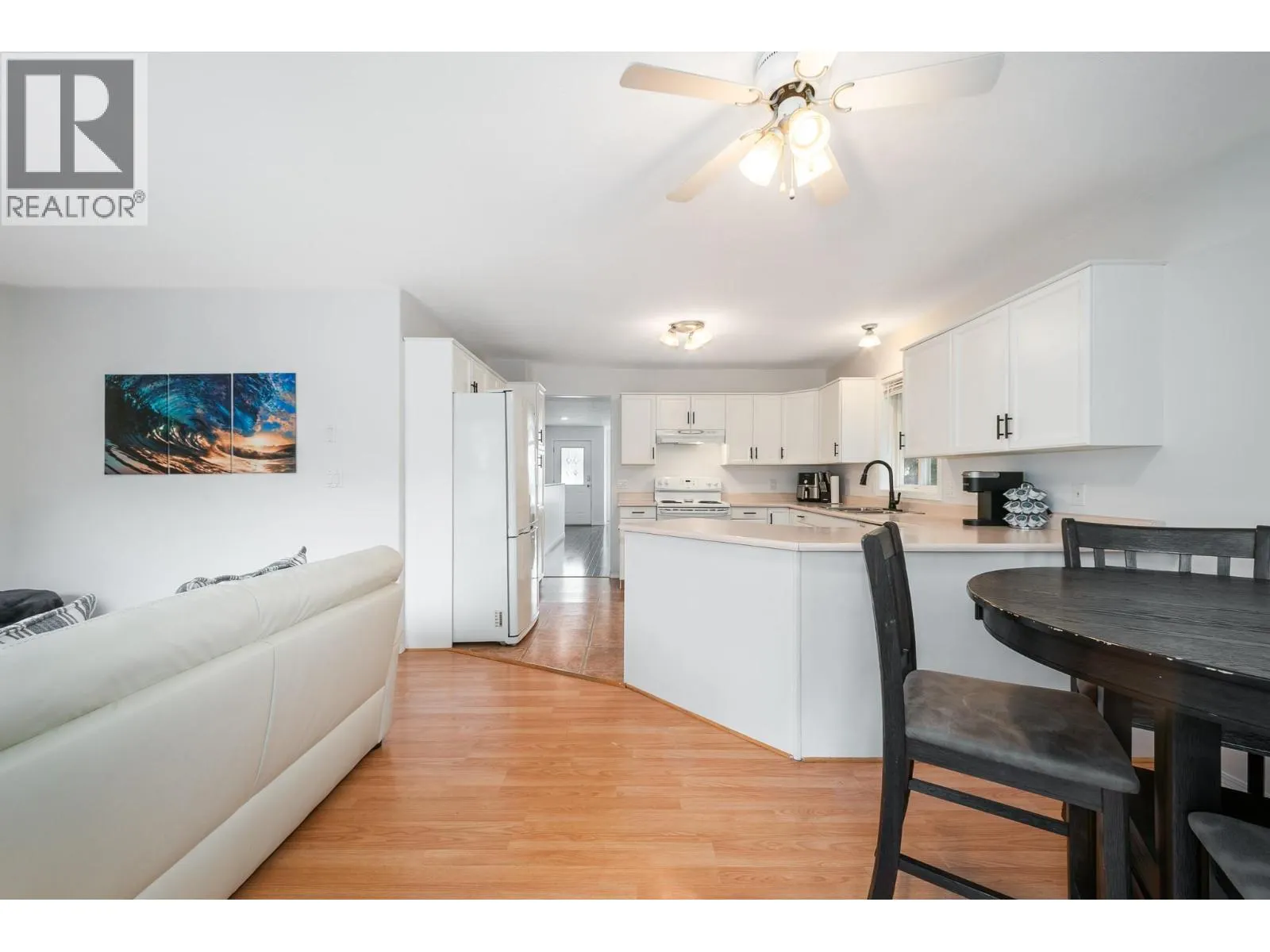 110 Wyndham Crescent