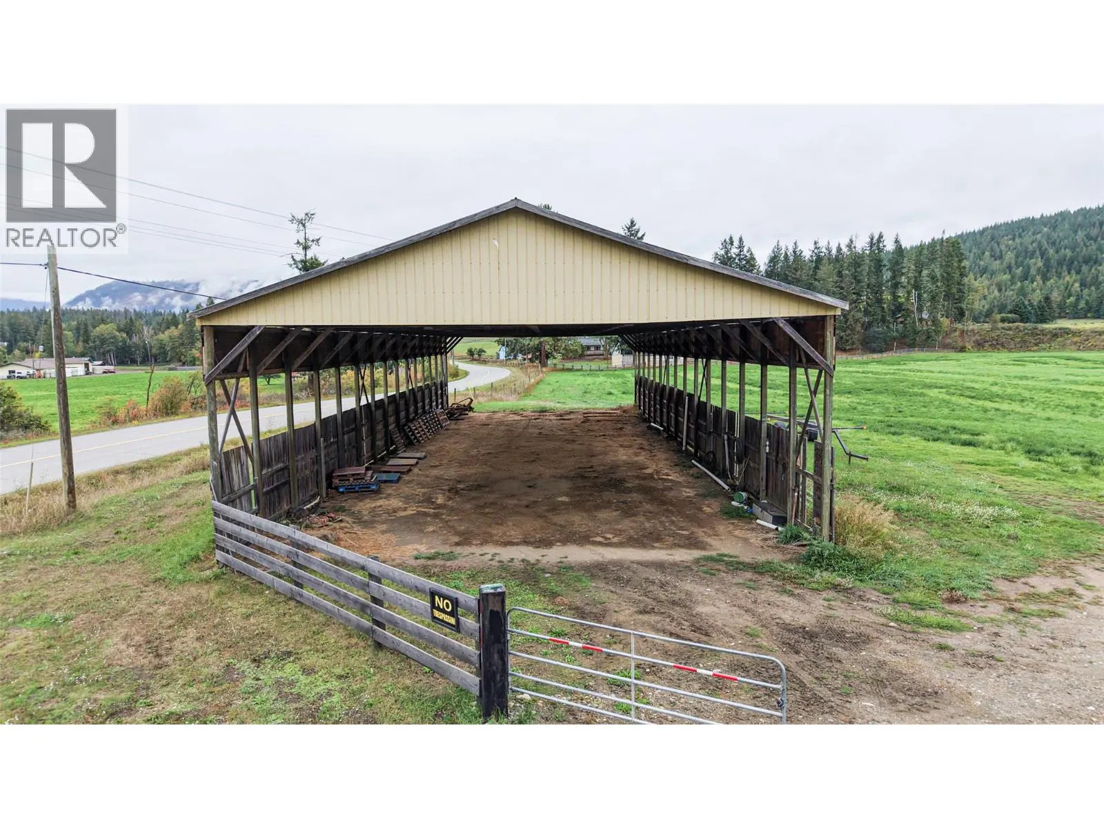 687 Mabel Lake Road