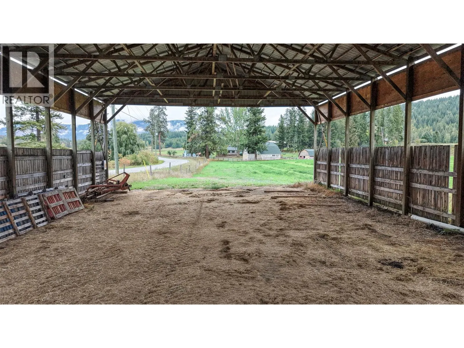 687 Mabel Lake Road