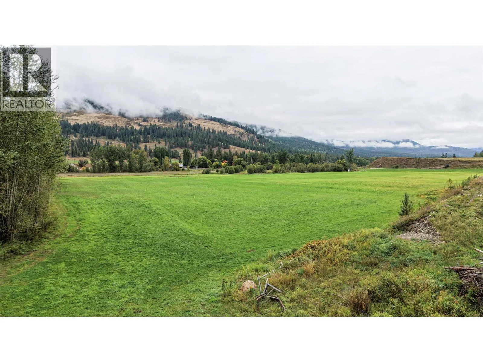 687 Mabel Lake Road