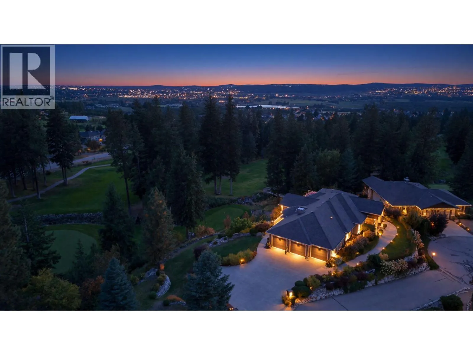 3420 Camelback Drive