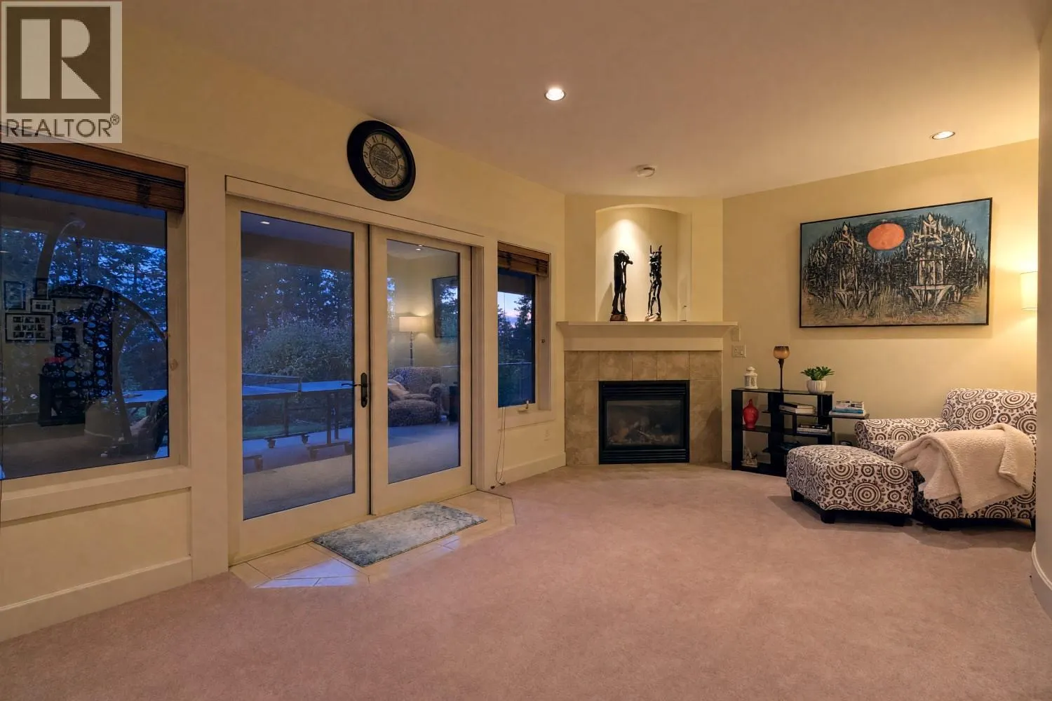 3420 Camelback Drive