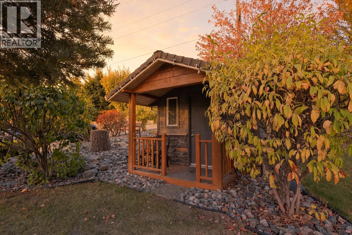 3420 Camelback Drive