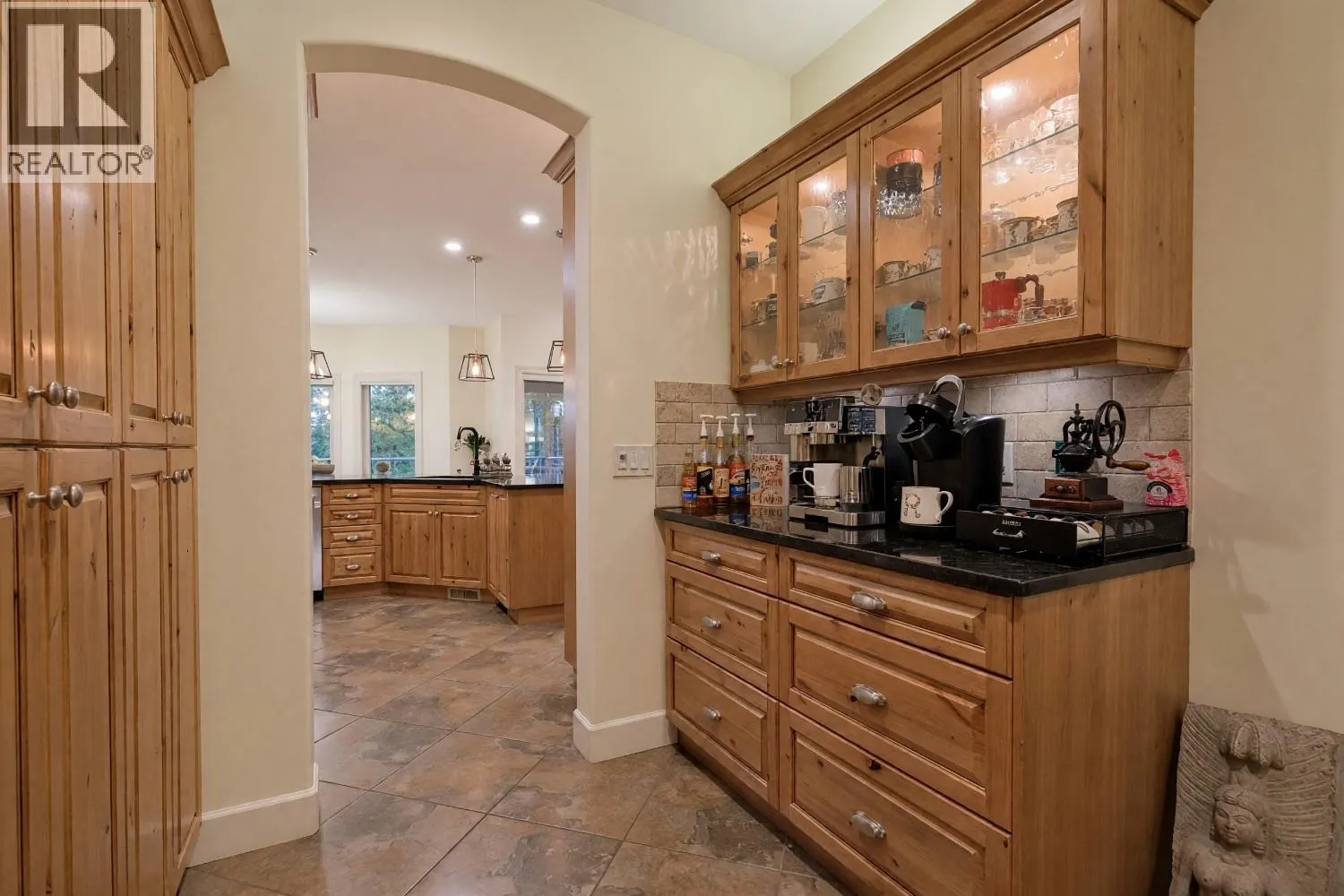 3420 Camelback Drive