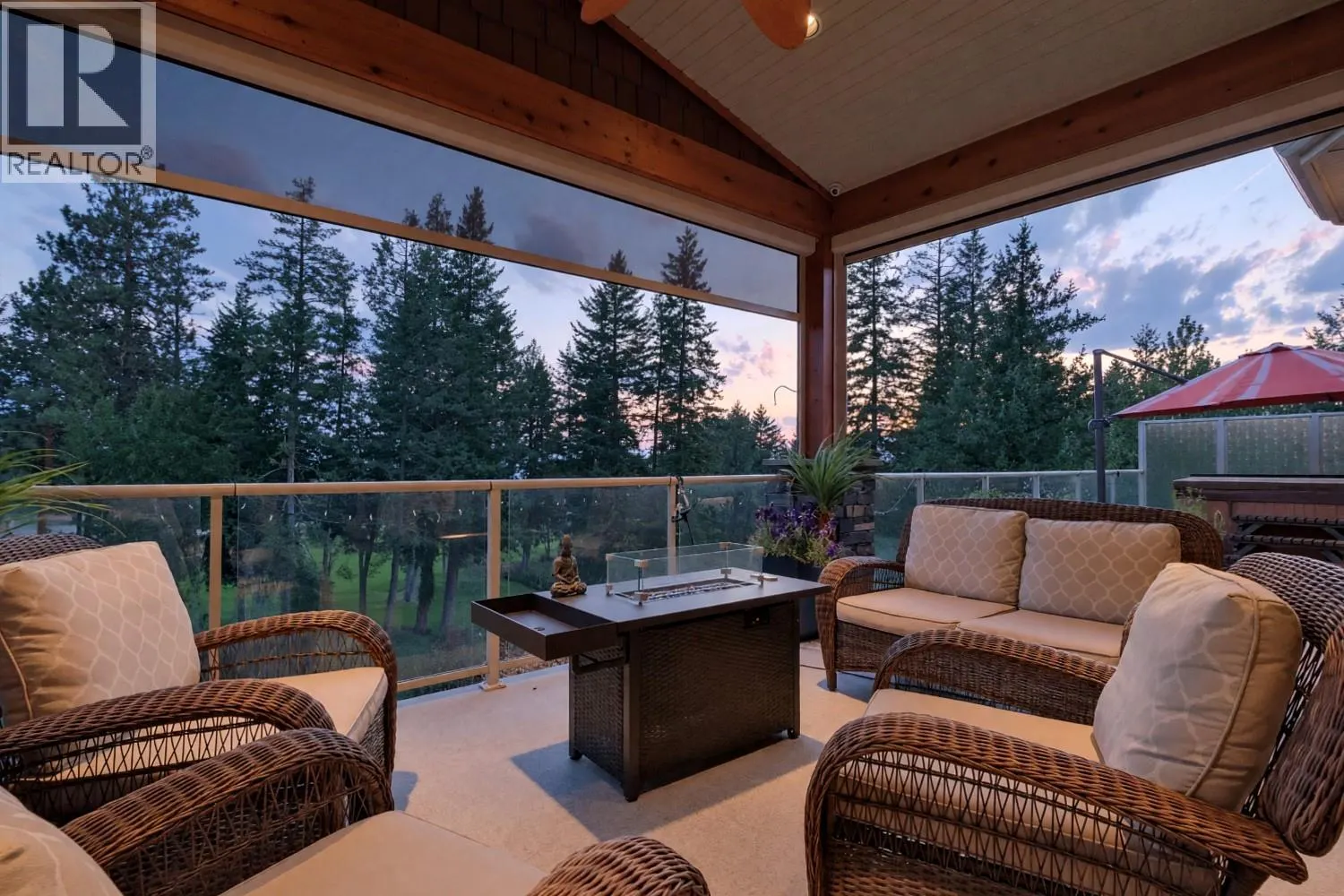 3420 Camelback Drive