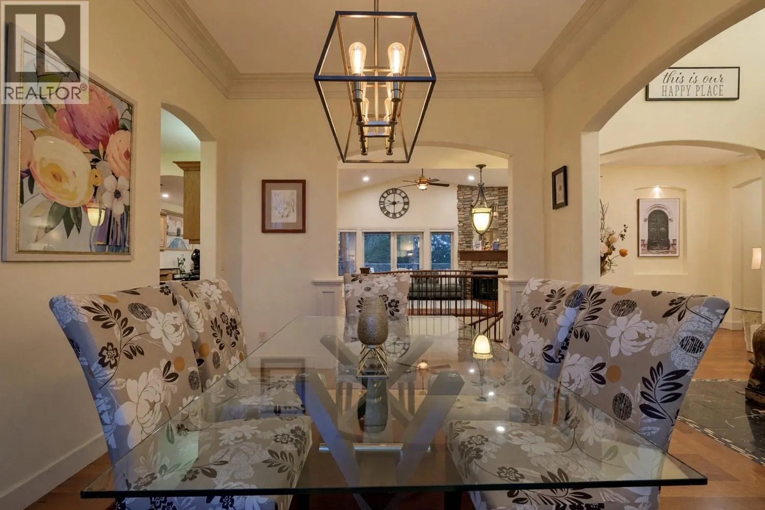 3420 Camelback Drive