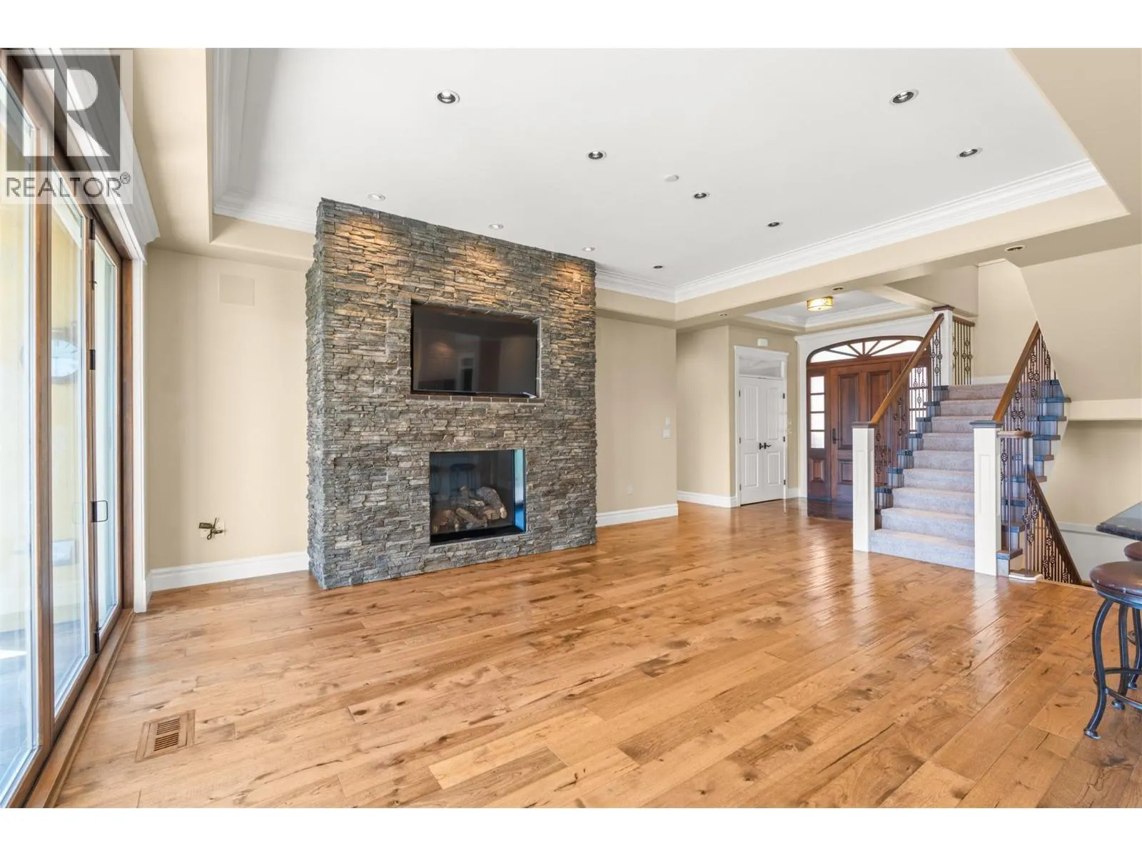 108 Vineyard Way