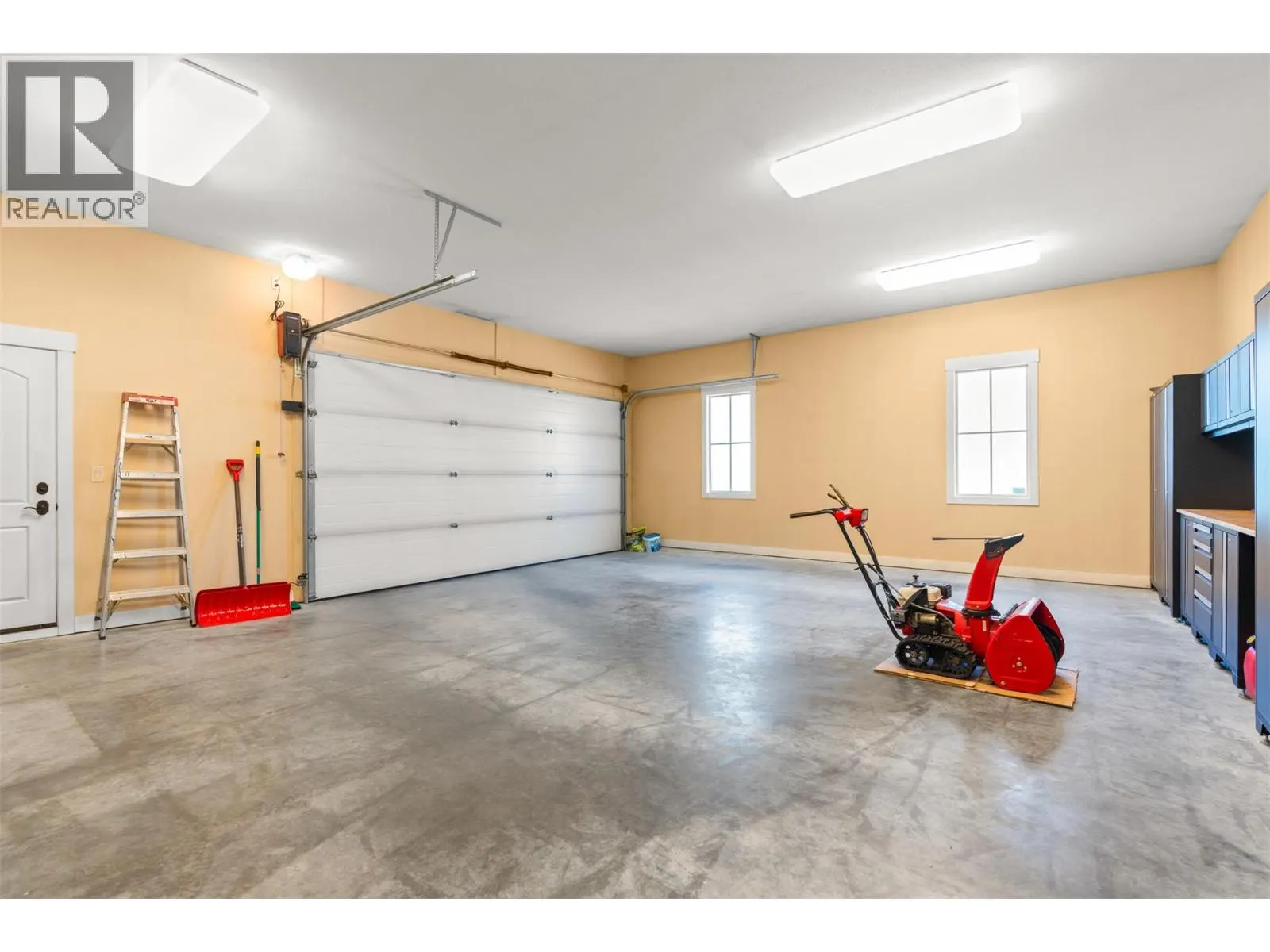 108 Vineyard Way