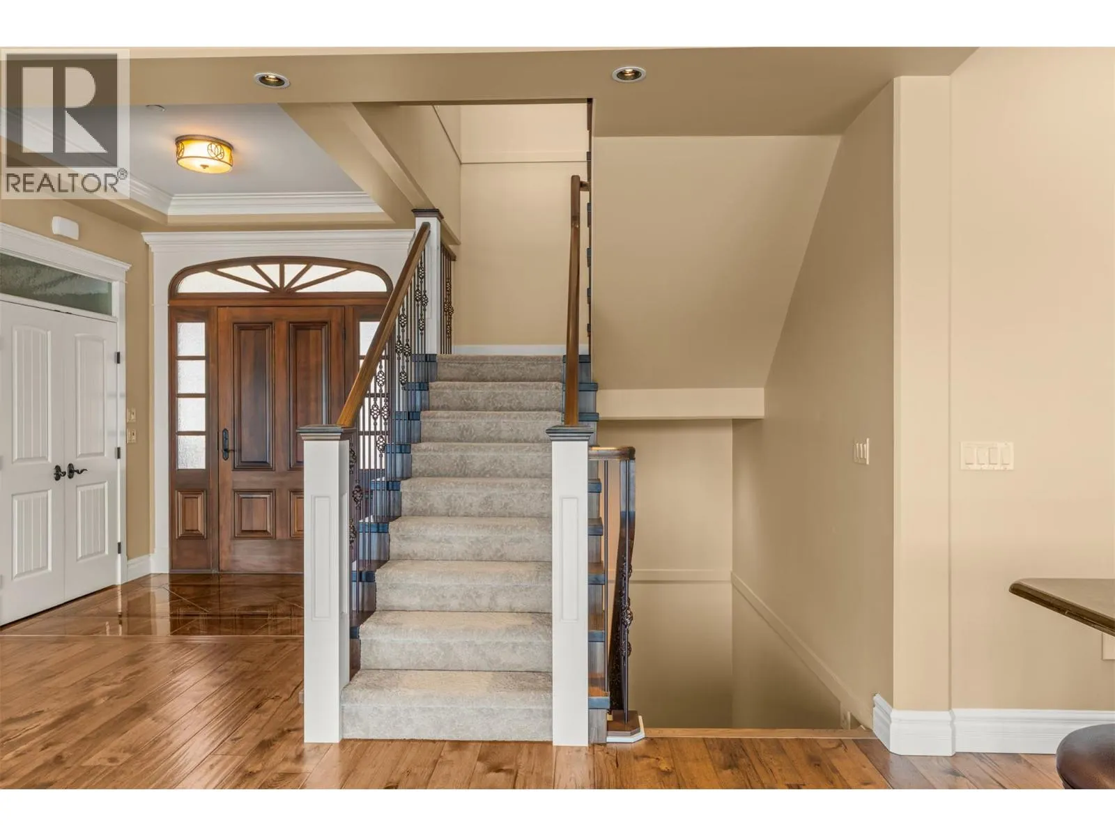 108 Vineyard Way