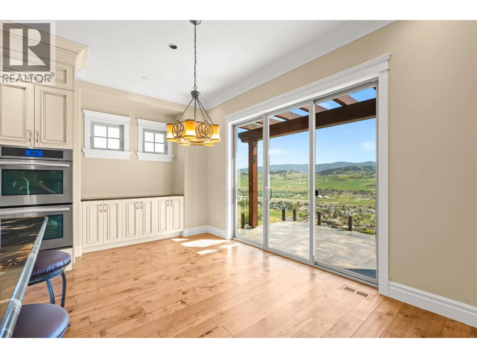 108 Vineyard Way