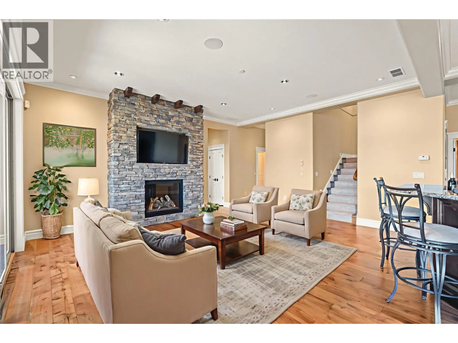 108 Vineyard Way
