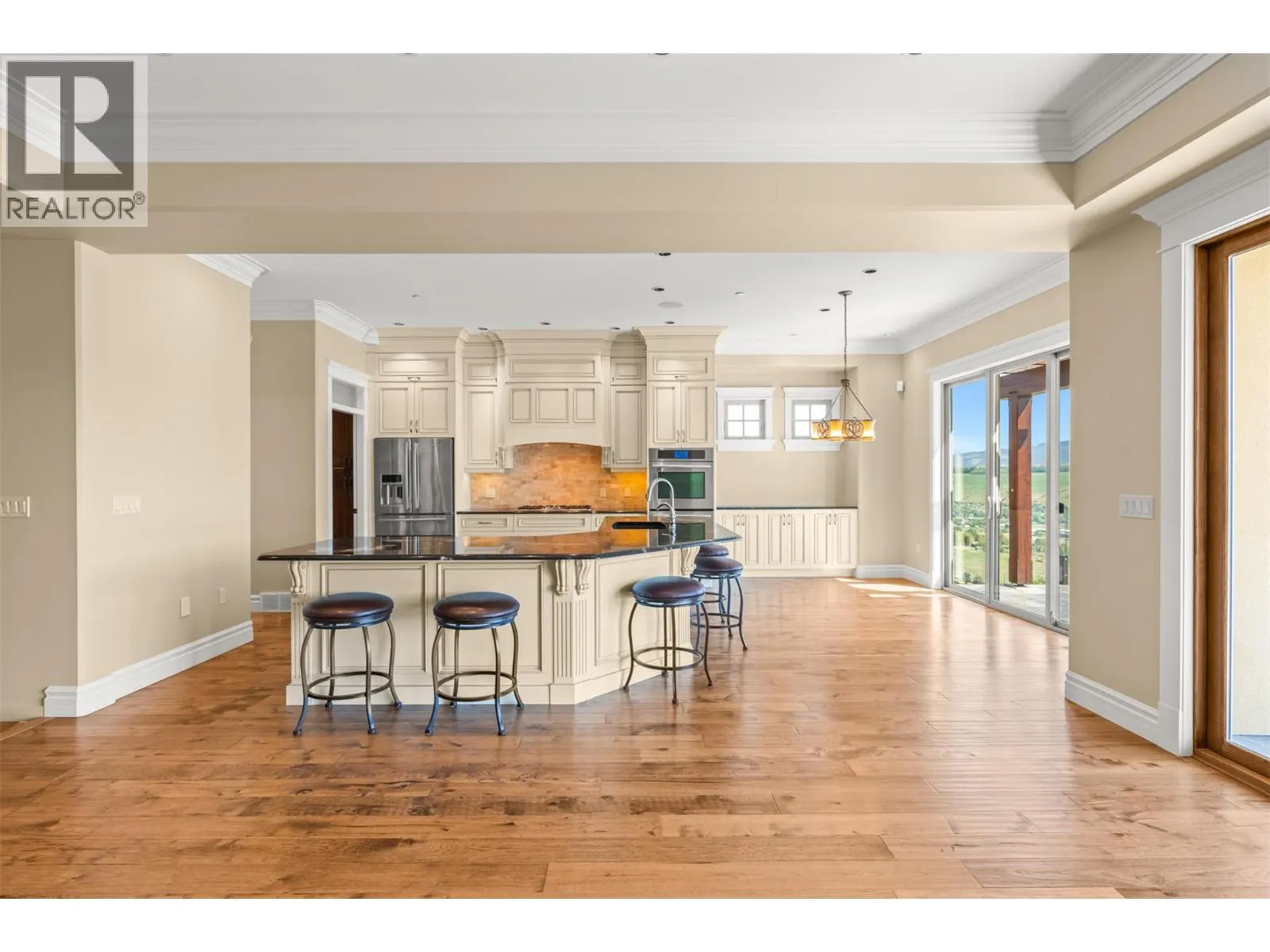108 Vineyard Way