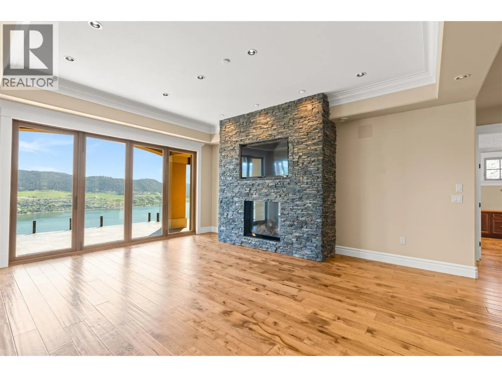 108 Vineyard Way