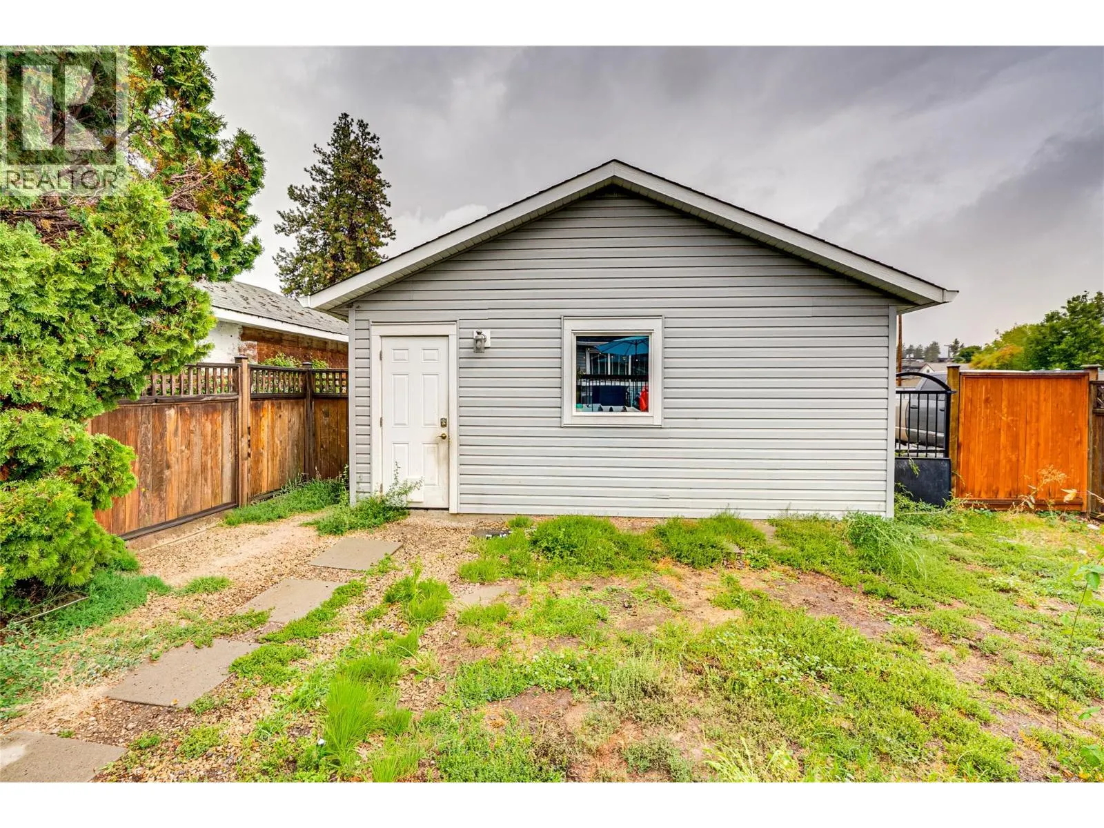 4607C 20 Street