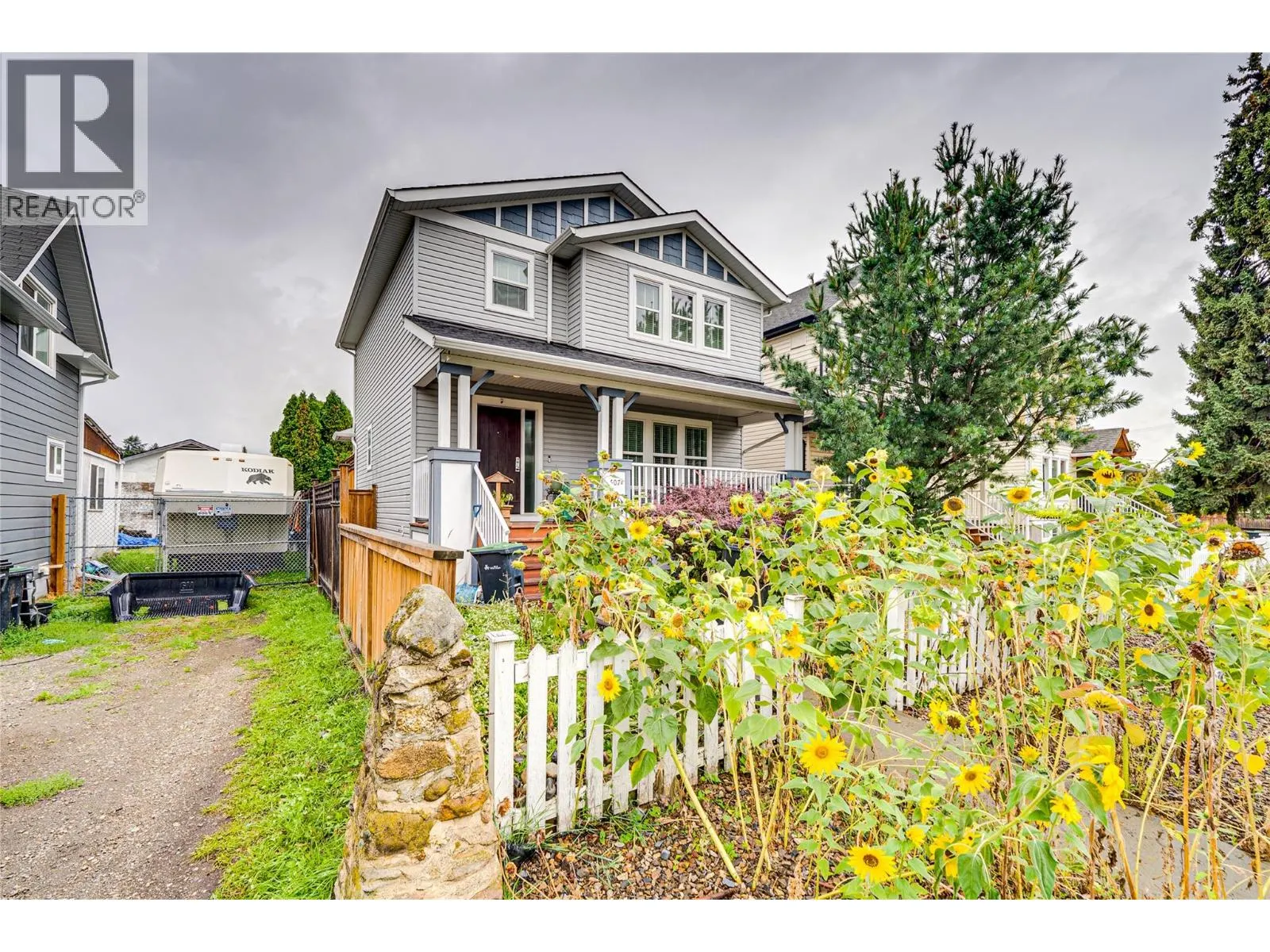 4607C 20 Street