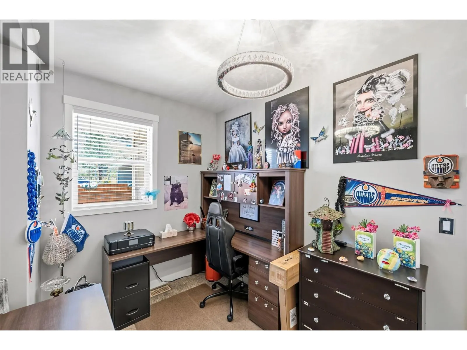 962 HOLDEN Road