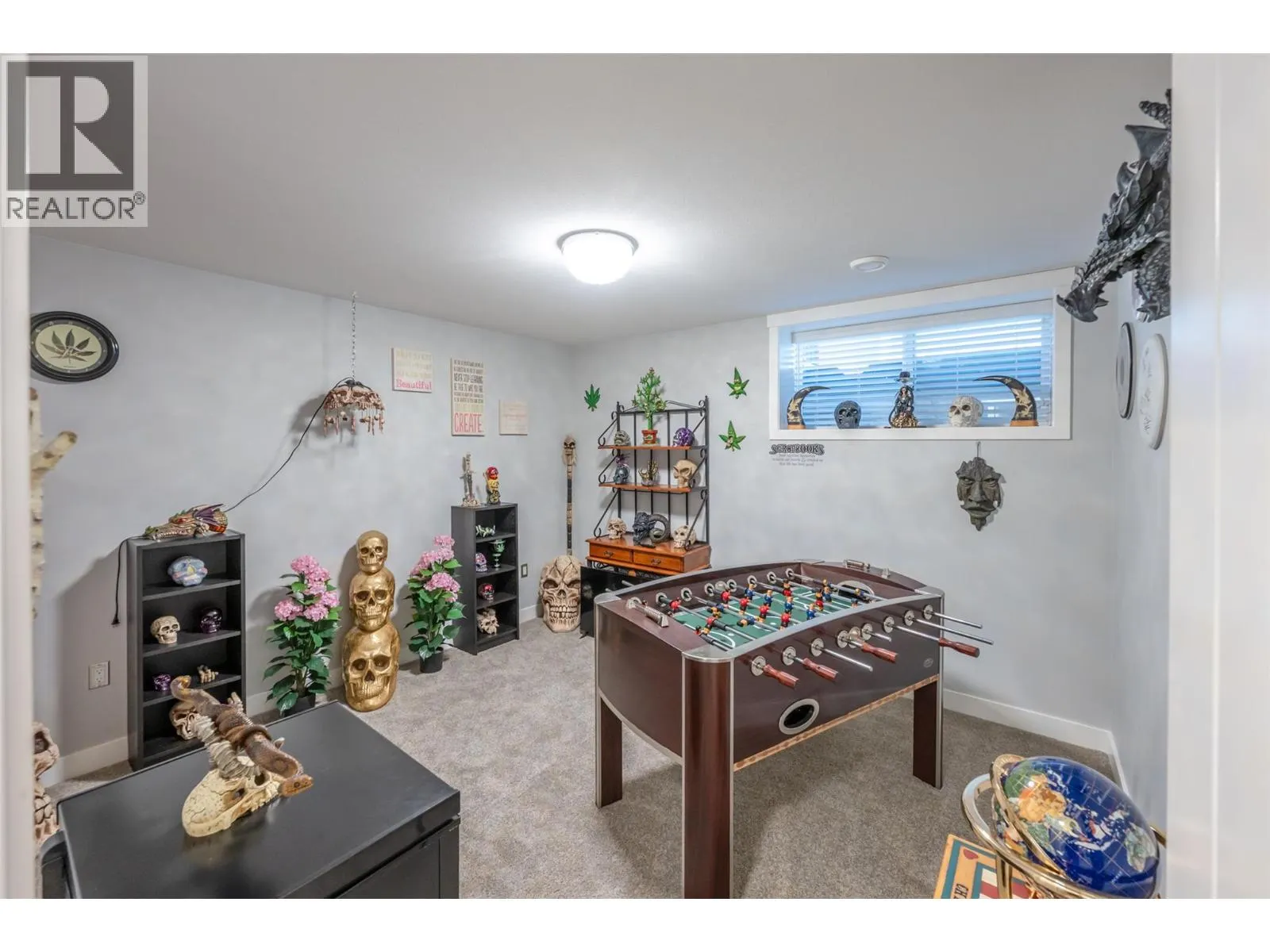 962 HOLDEN Road