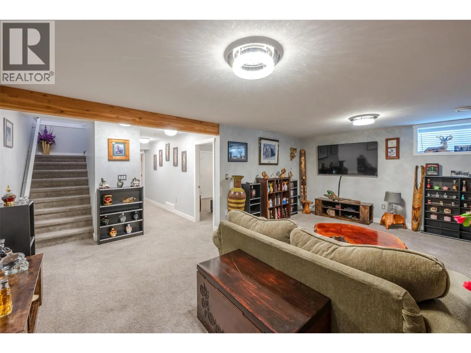 962 HOLDEN Road