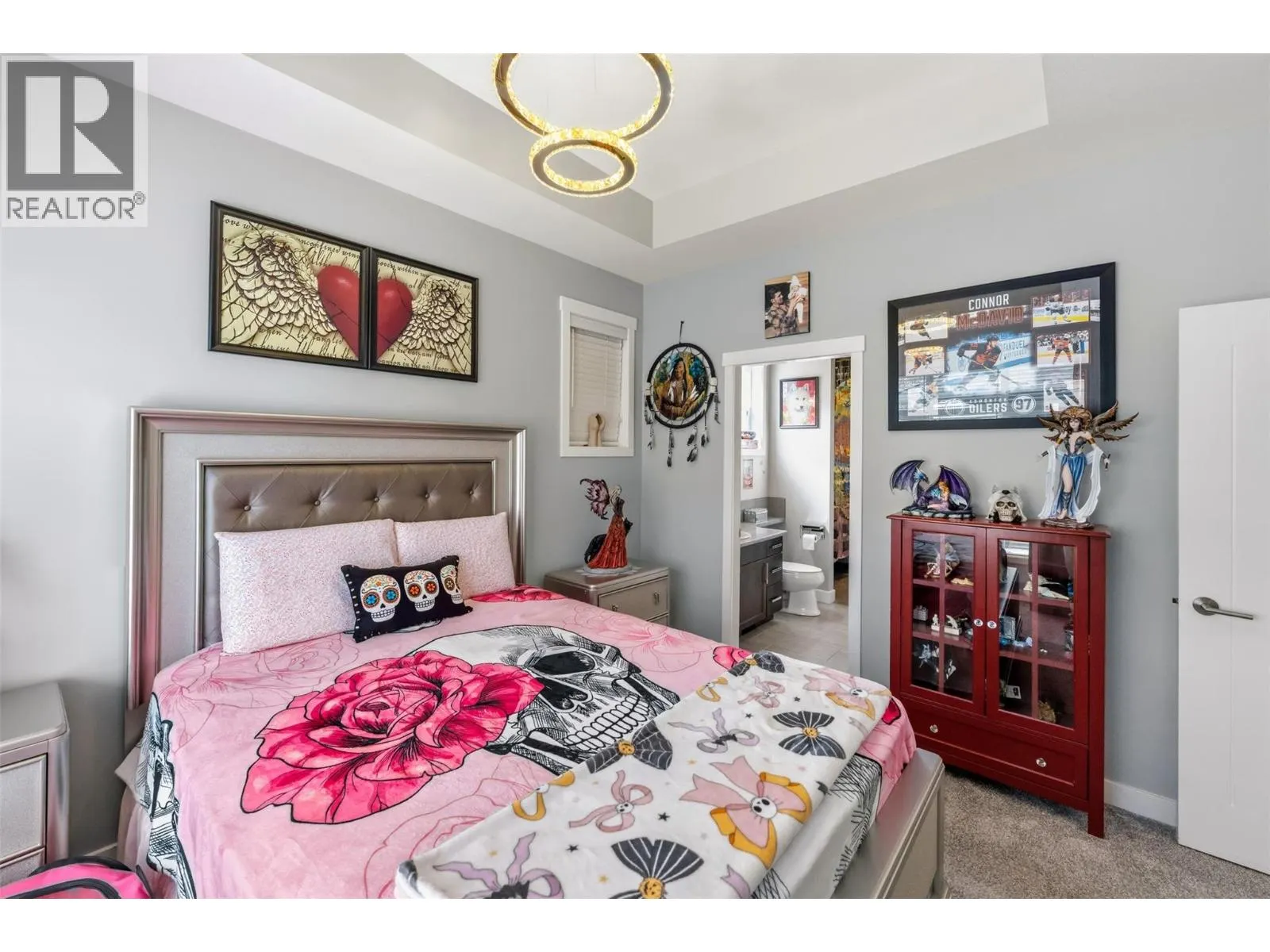 962 HOLDEN Road