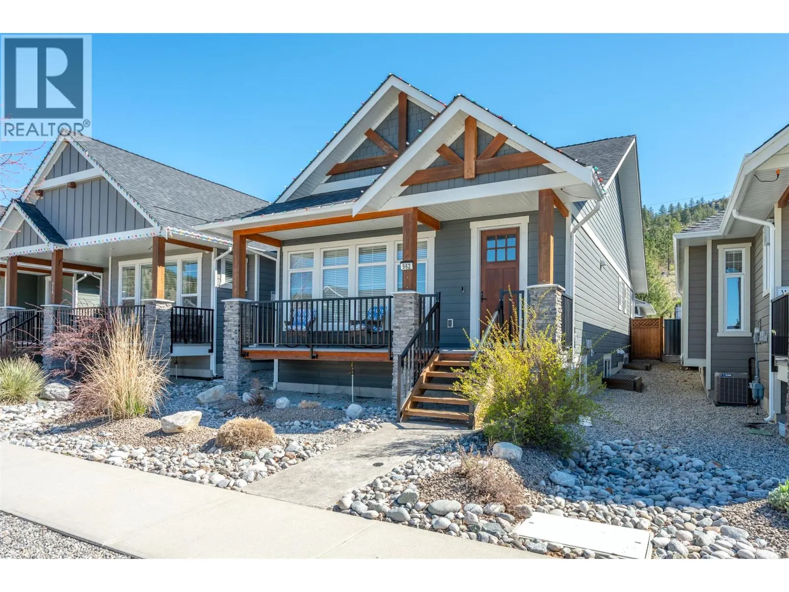 962 HOLDEN Road