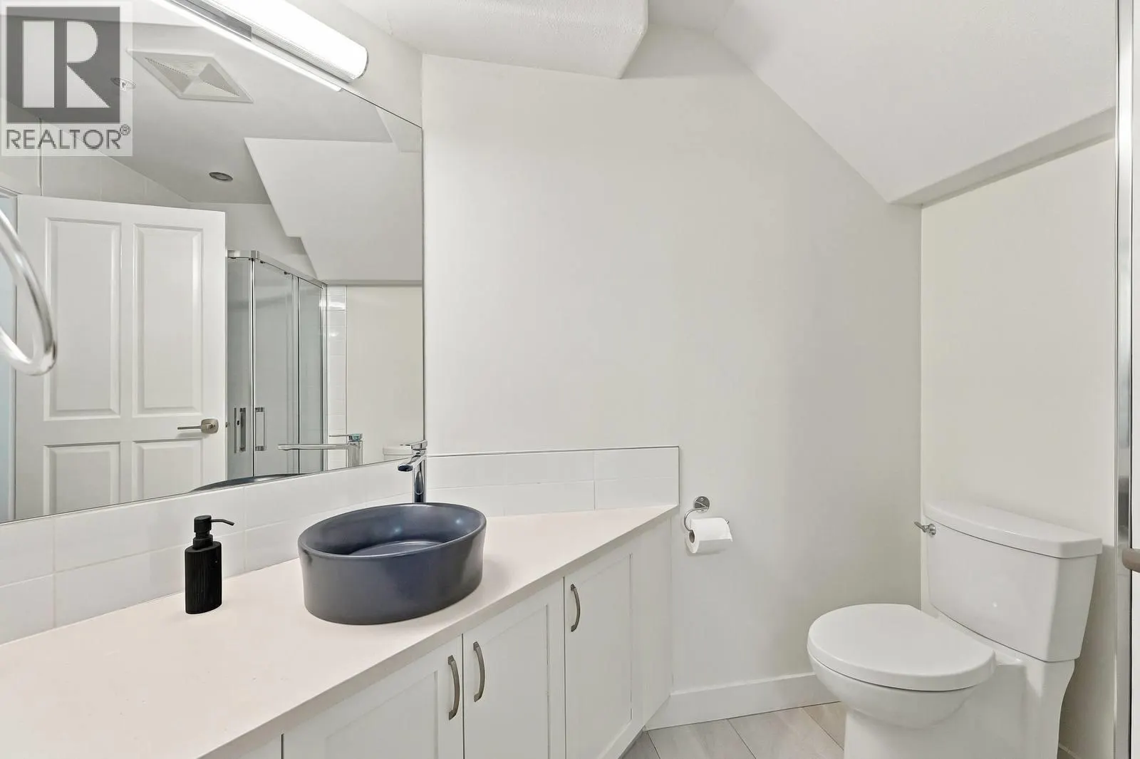 250 MARINA Way Unit# 205
