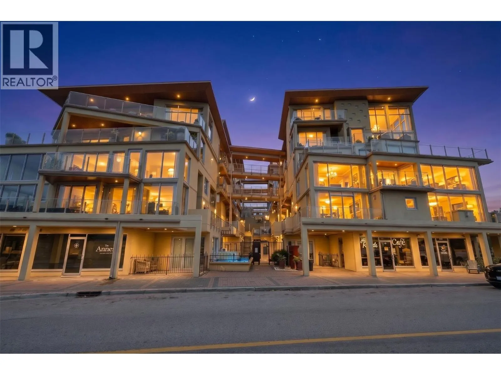 250 MARINA Way Unit# 205