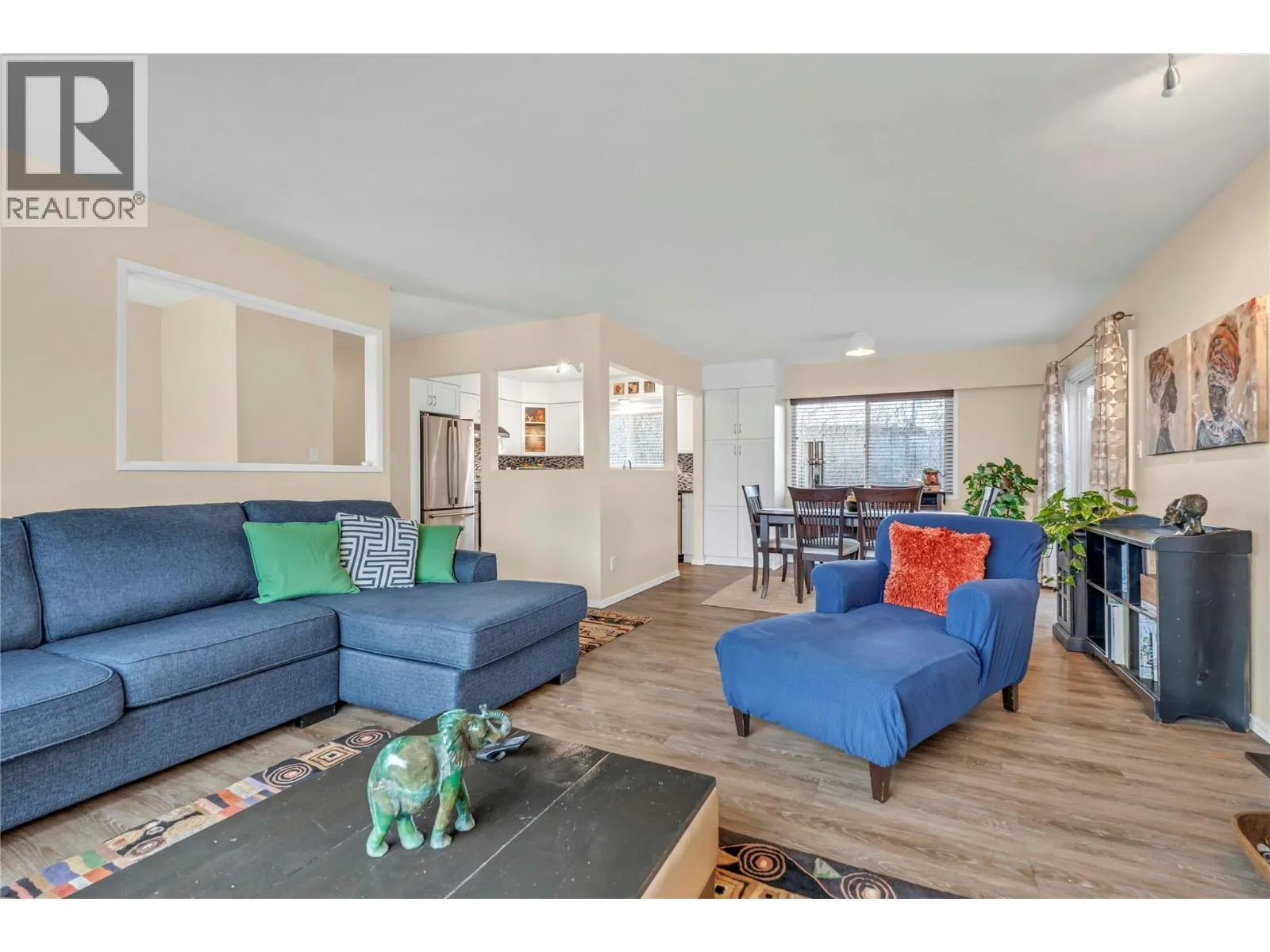 3 Dogwood Place
