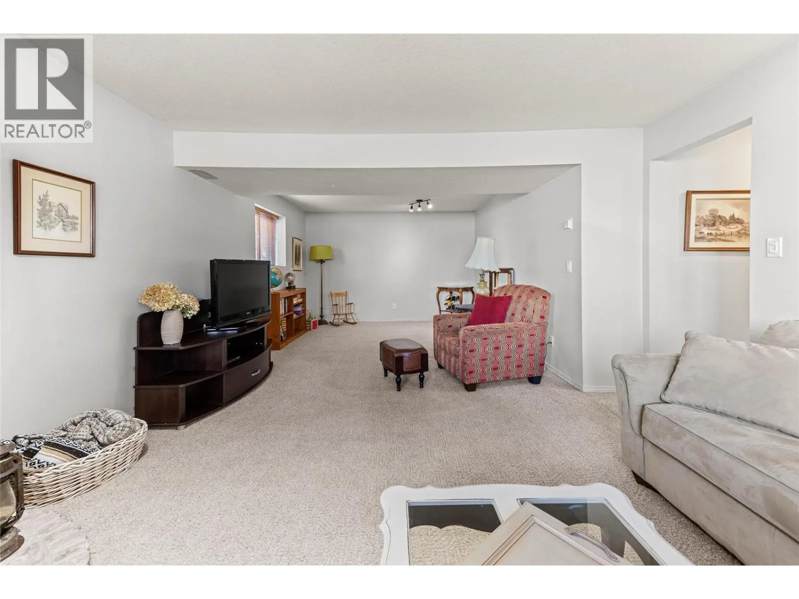 4477 Gordon Drive