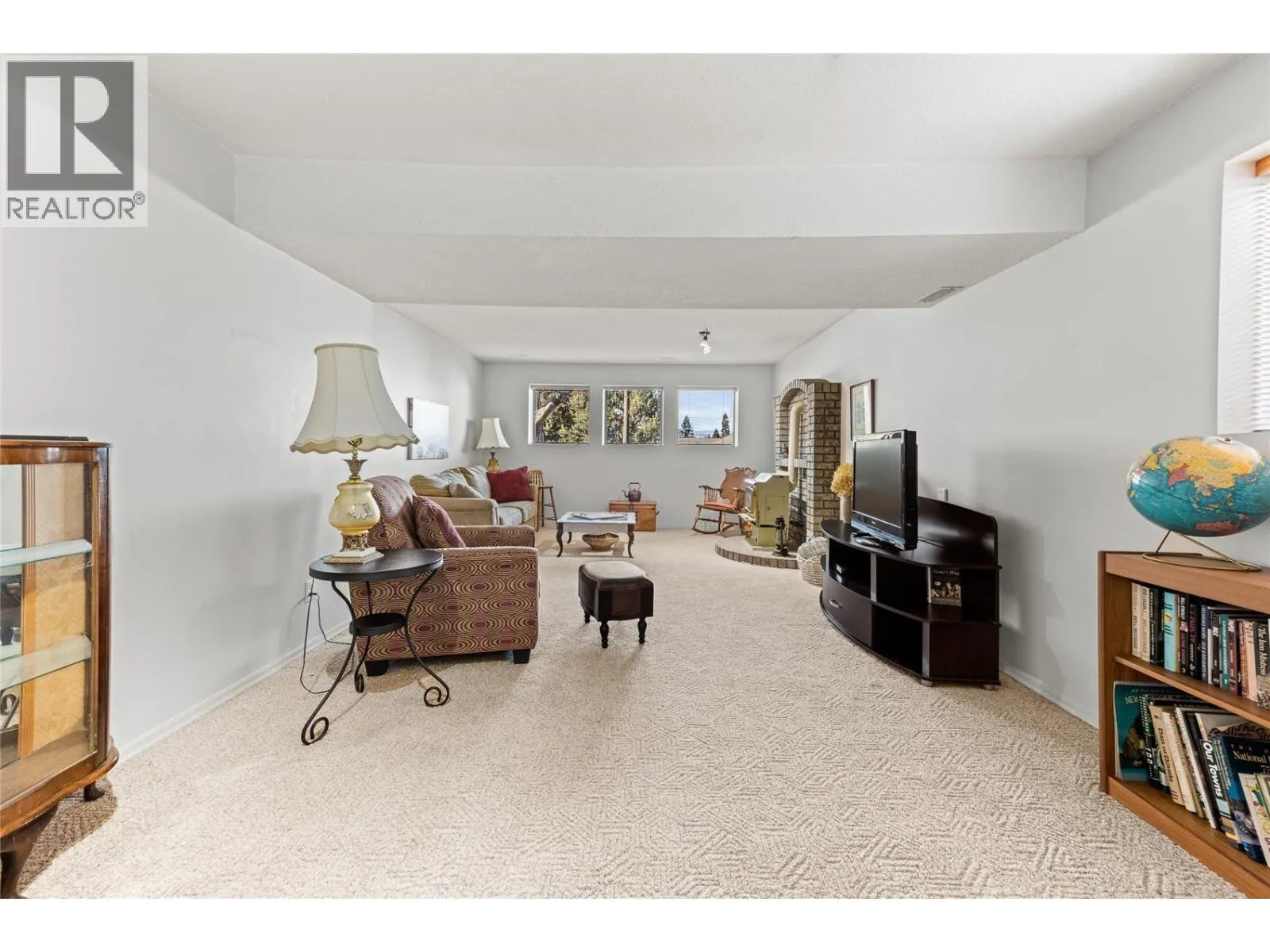 4477 Gordon Drive