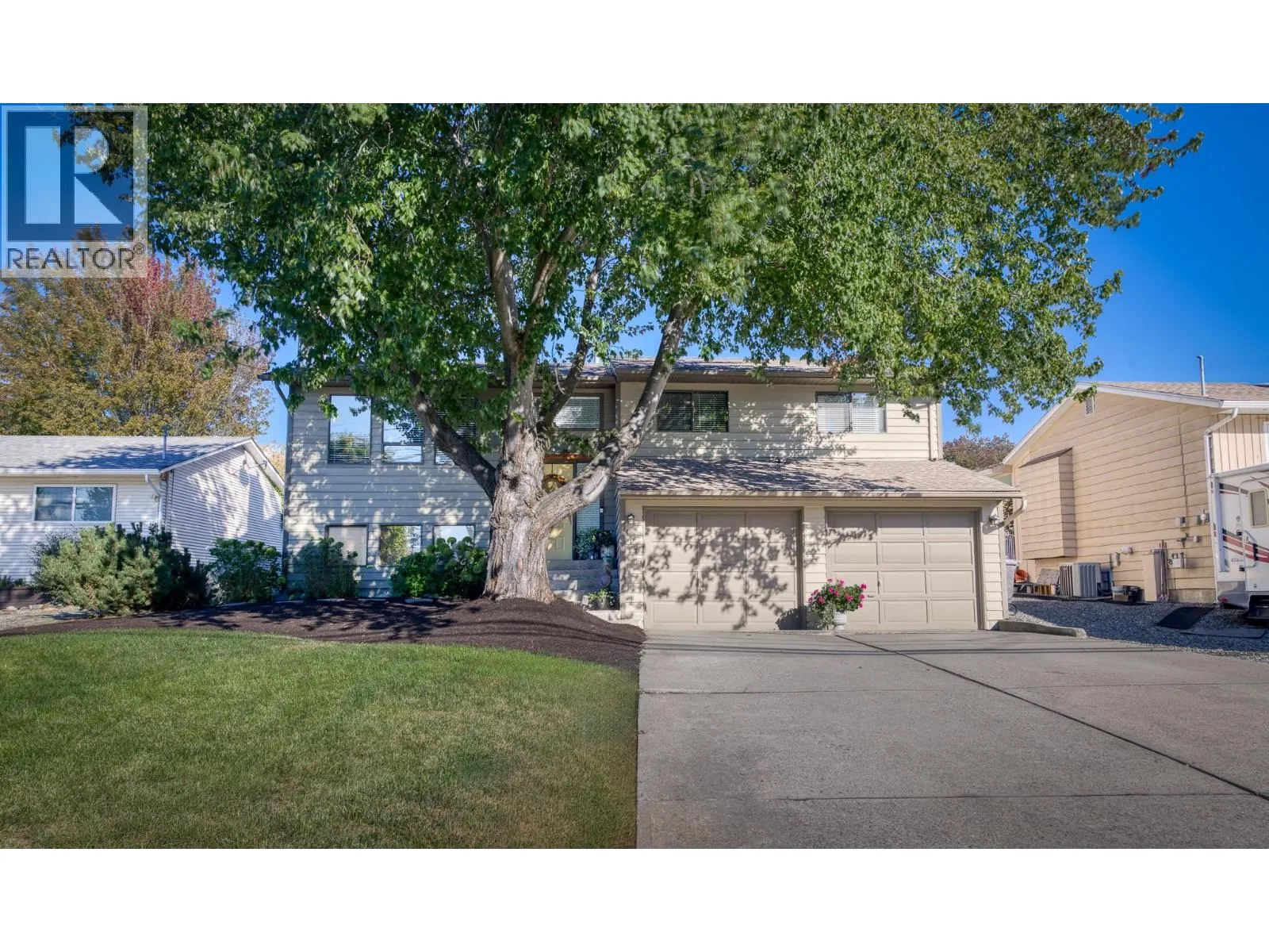 4477 Gordon Drive
