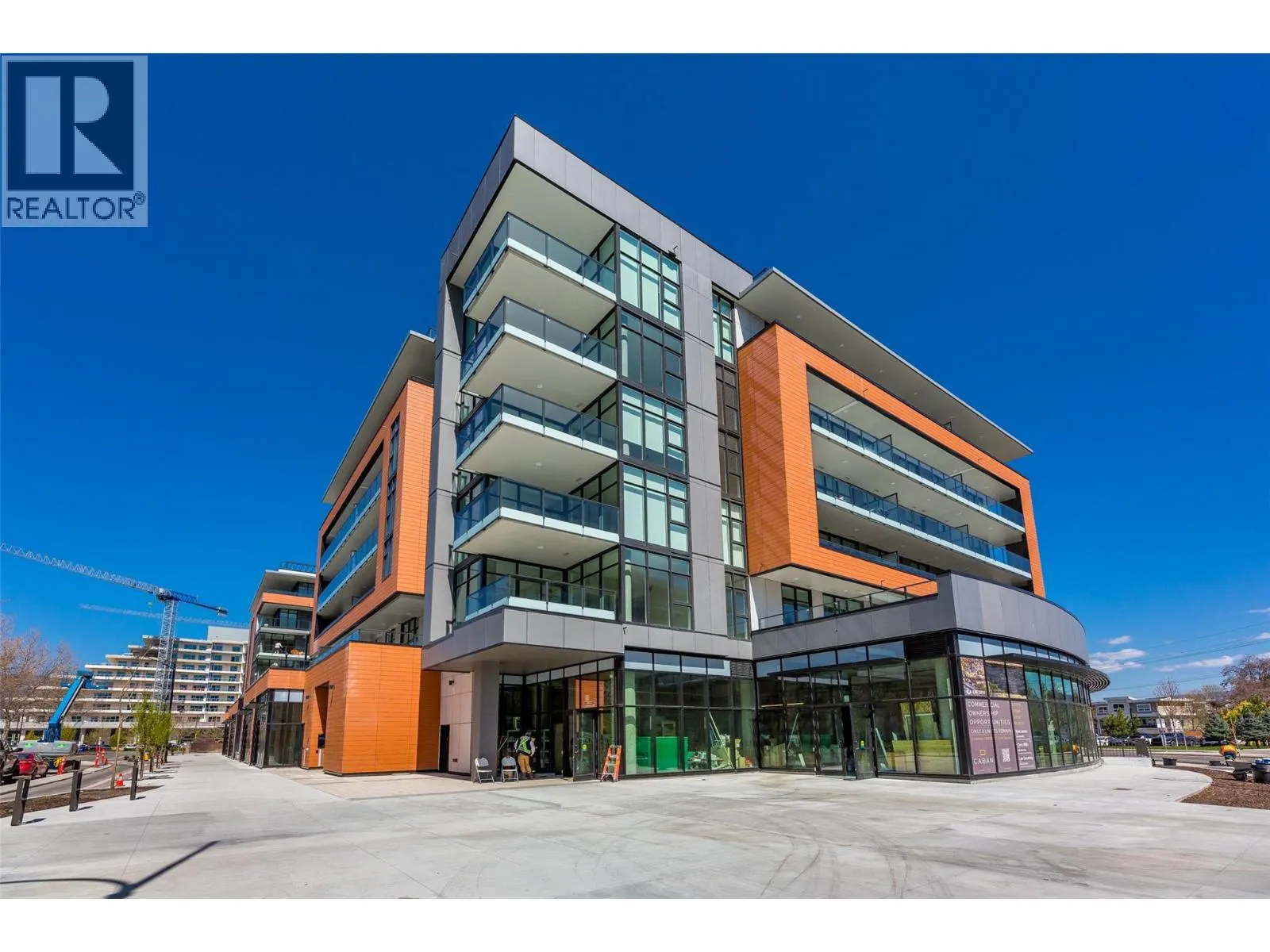 3389 Lakeshore Road Unit# 413