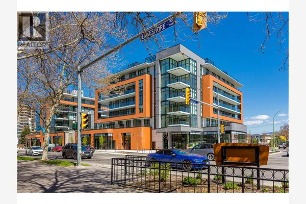 3389 Lakeshore Road Unit# 413