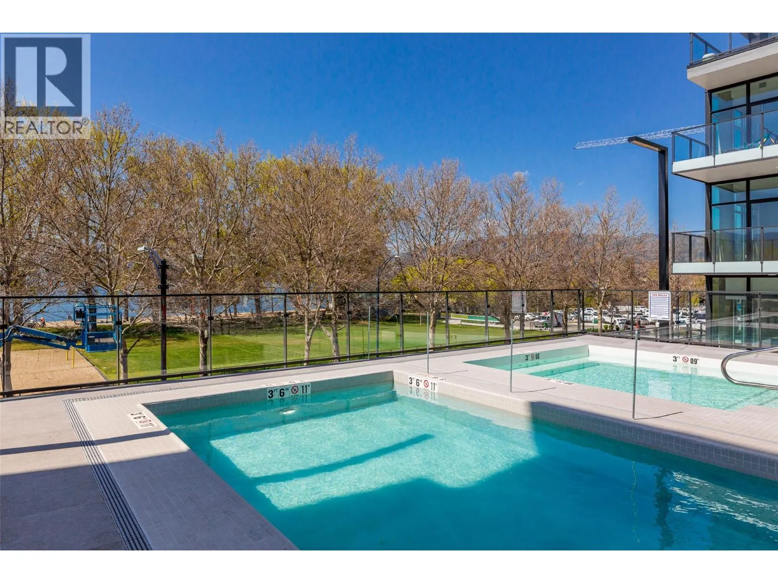 3389 Lakeshore Road Unit# 413