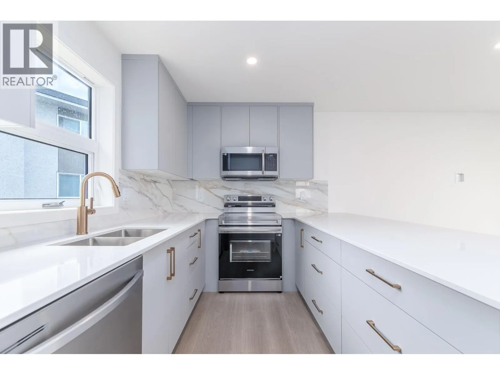 783 WINNIPEG Street Unit# 101 Lot# 1
